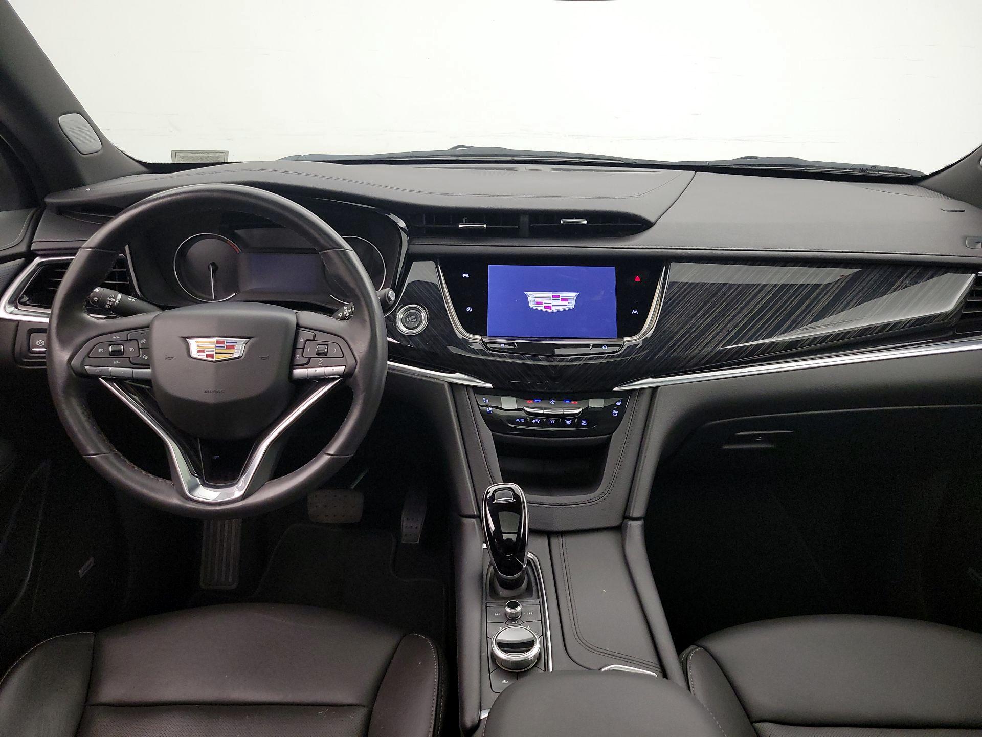 Thumbnail: 2025 Cadillac XT6 - 9