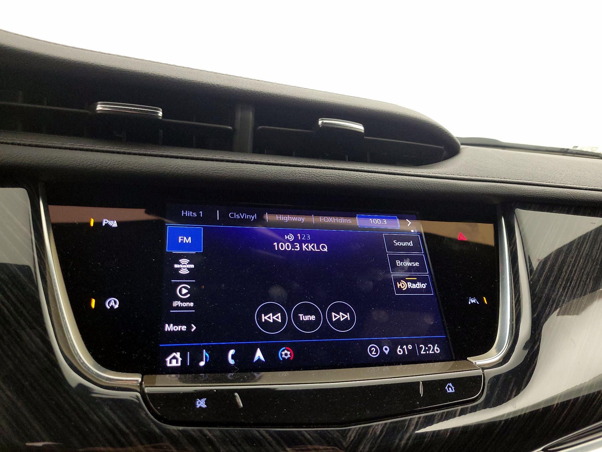 Thumbnail: 2025 Cadillac XT6 - 16