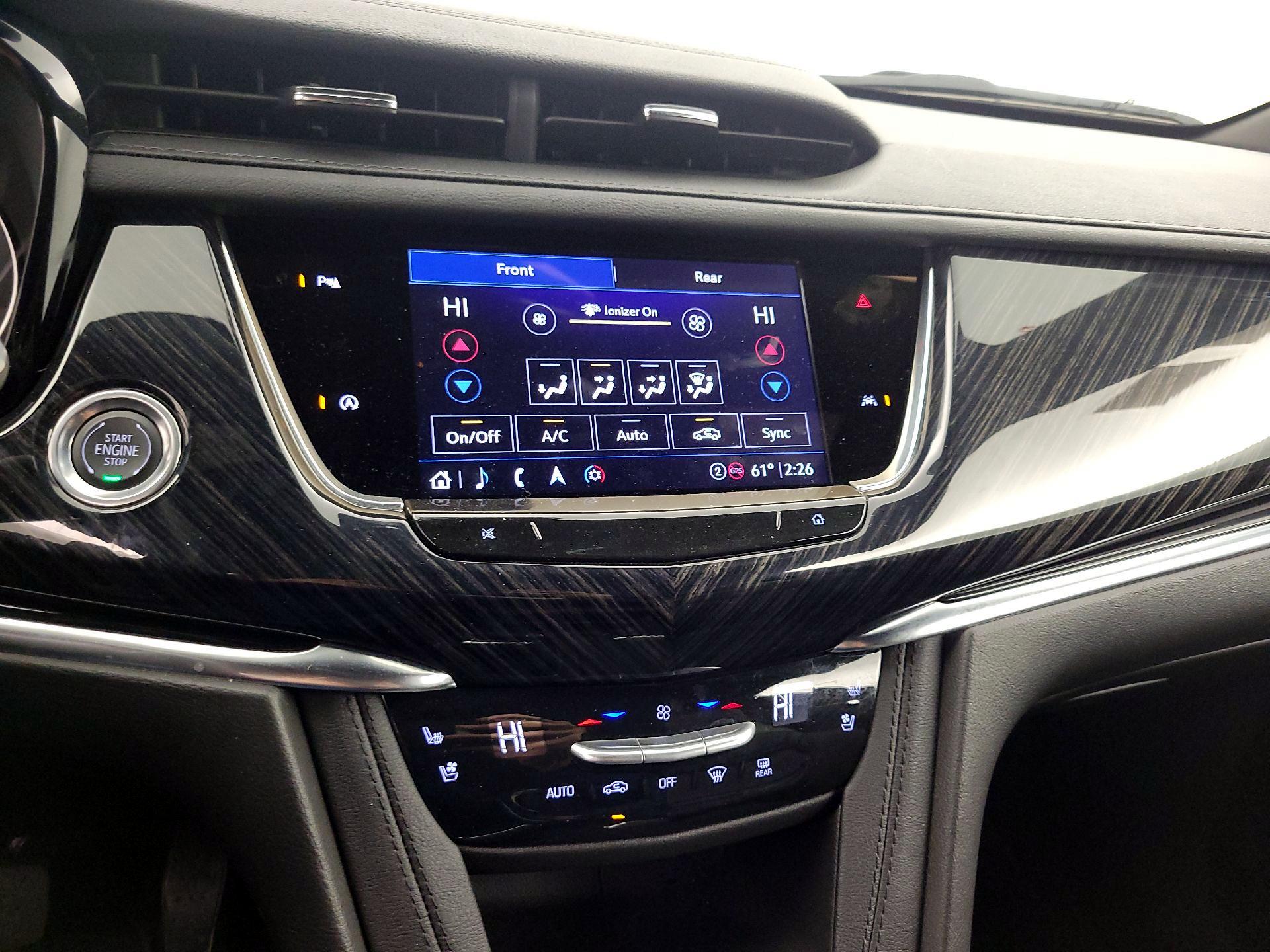 Thumbnail: 2025 Cadillac XT6 - 17