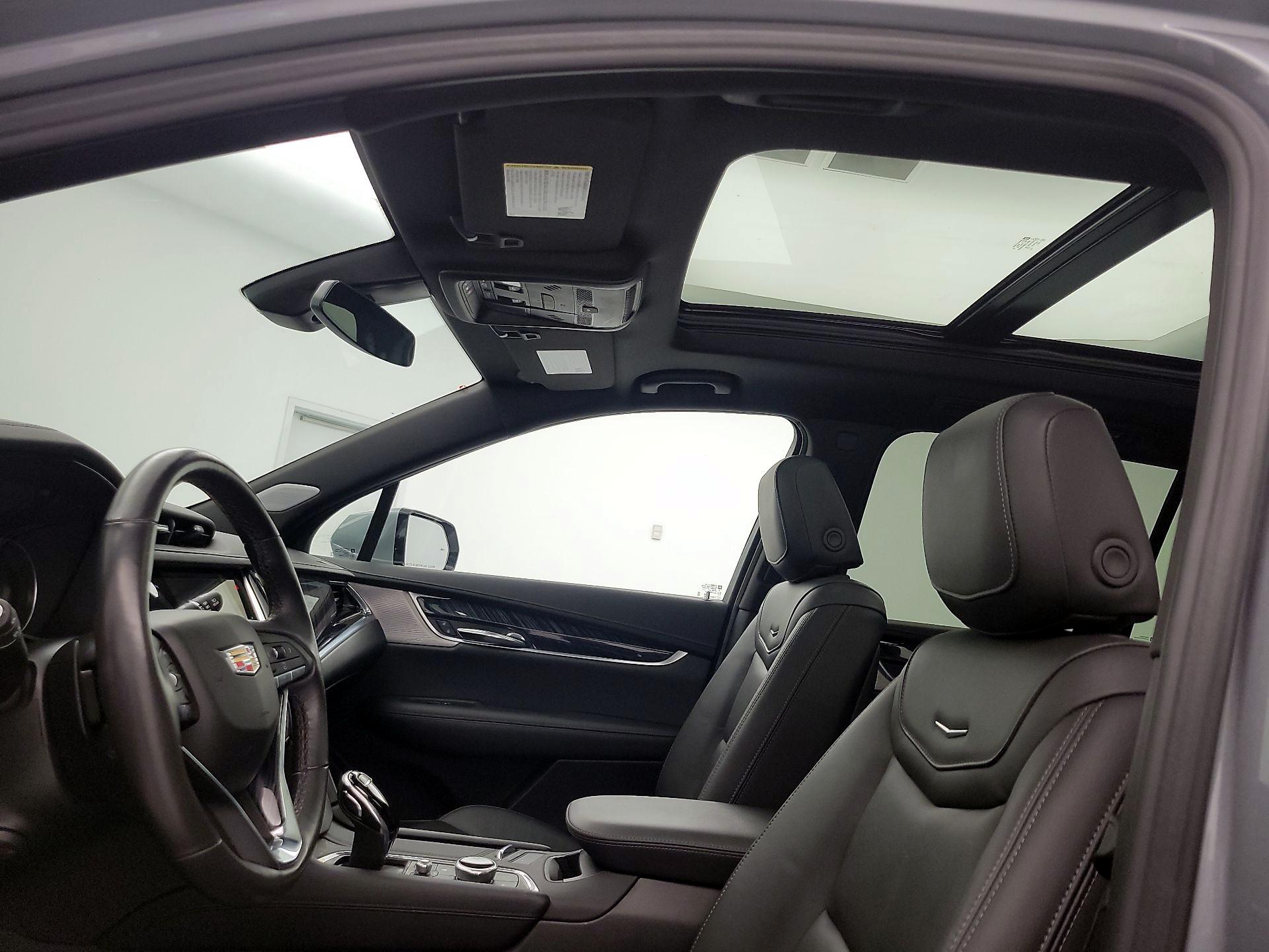 Thumbnail: 2025 Cadillac XT6 - 20