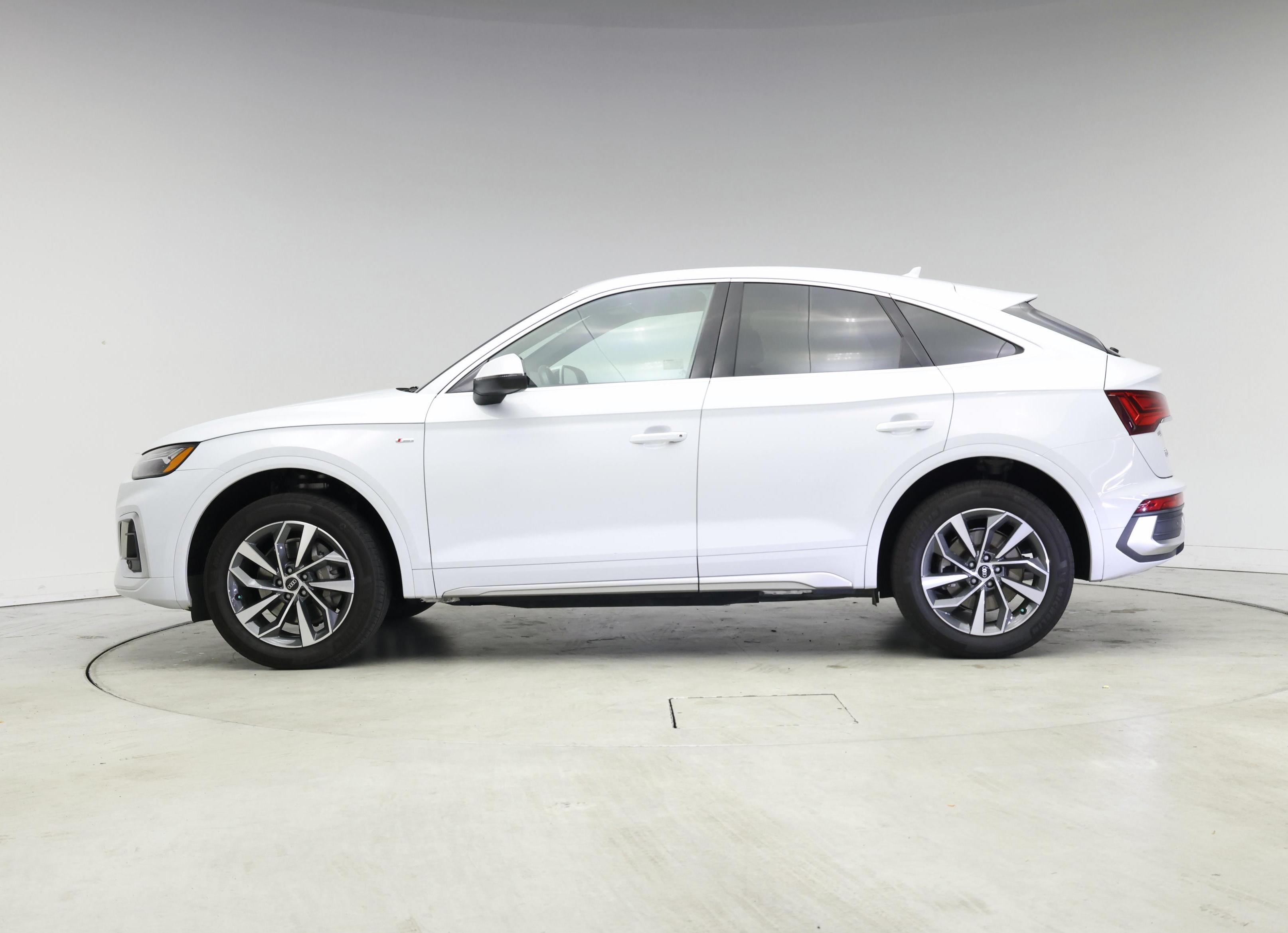 Thumbnail: 2021 Audi Q5 - 3