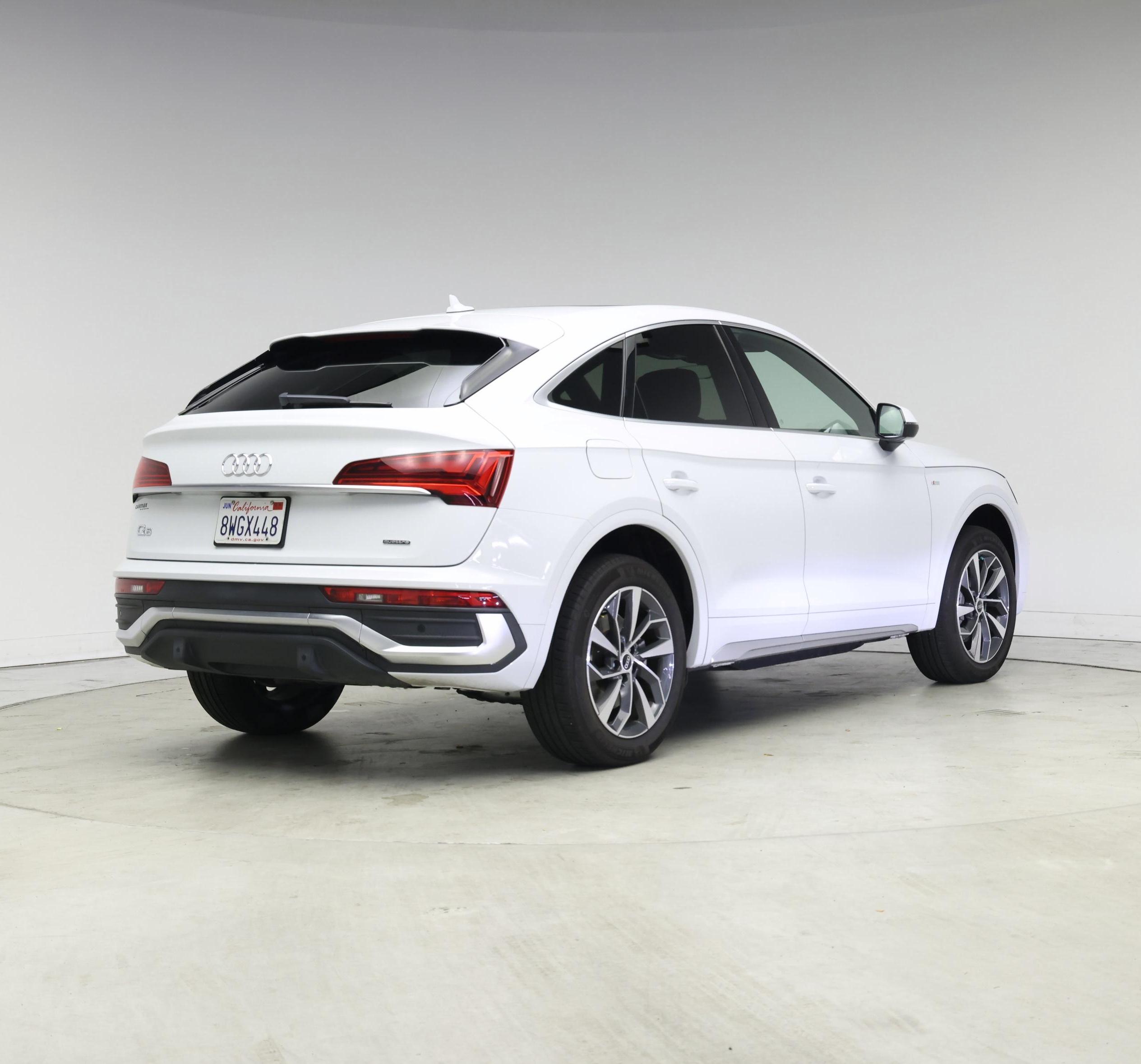 Thumbnail: 2021 Audi Q5 - 8