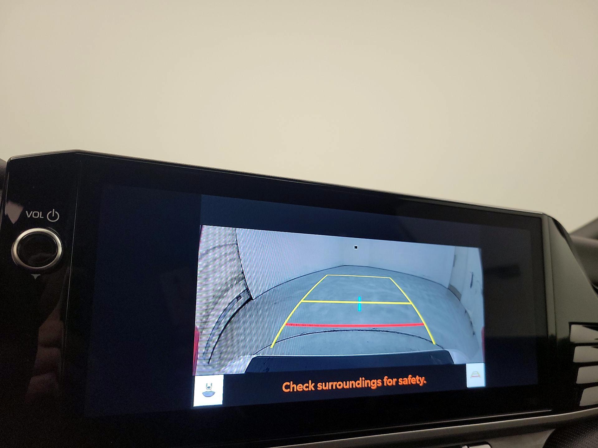 Thumbnail: 2025 Toyota Camry - 14