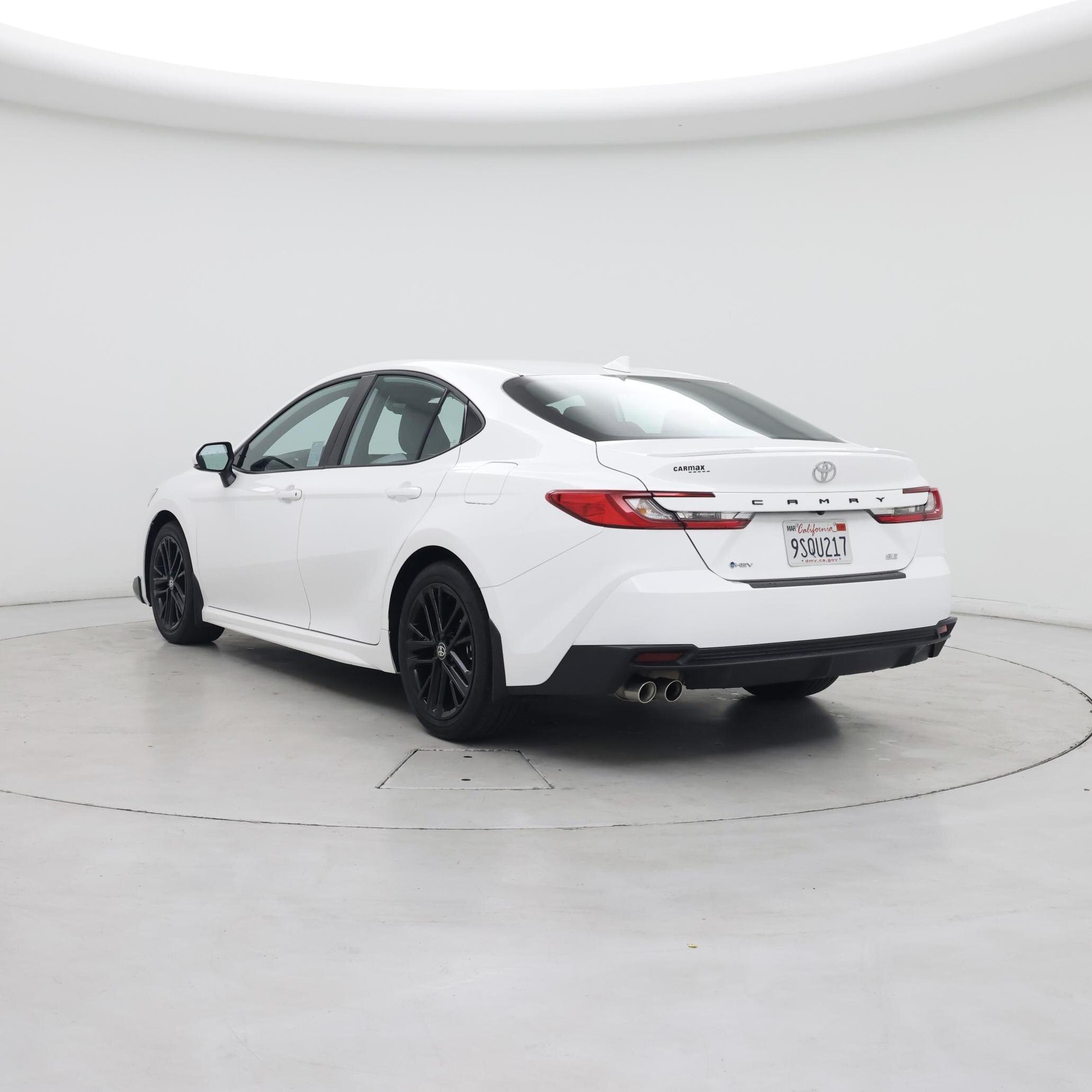 Thumbnail: 2025 Toyota Camry - 2