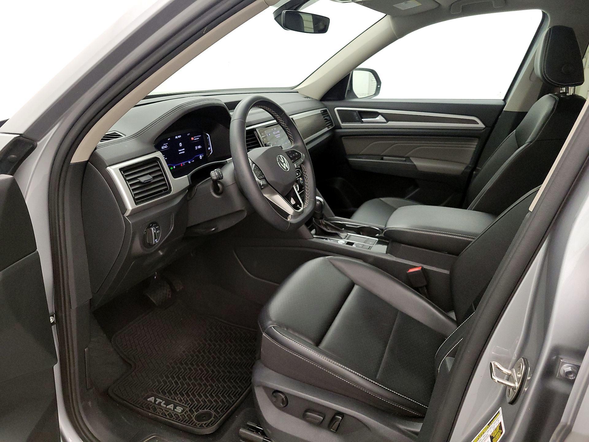 Thumbnail: 2023 Volkswagen Atlas - 11