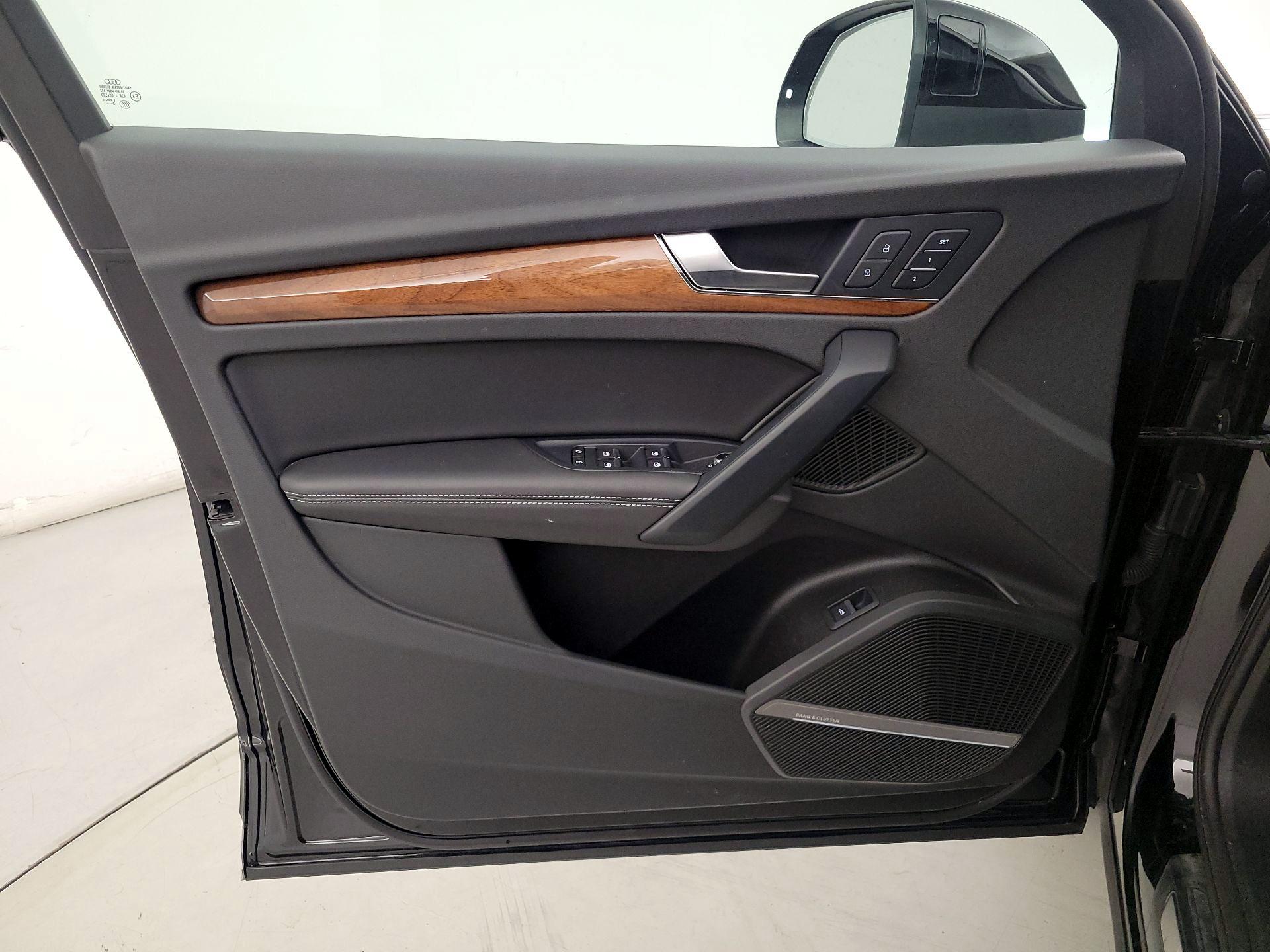 Thumbnail: 2023 Audi Q5 - 12