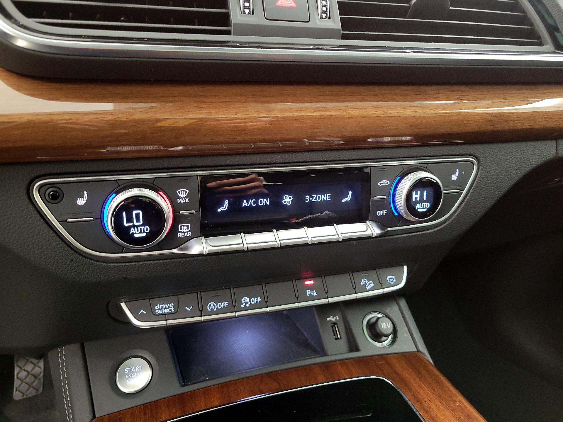 Thumbnail: 2023 Audi Q5 - 17