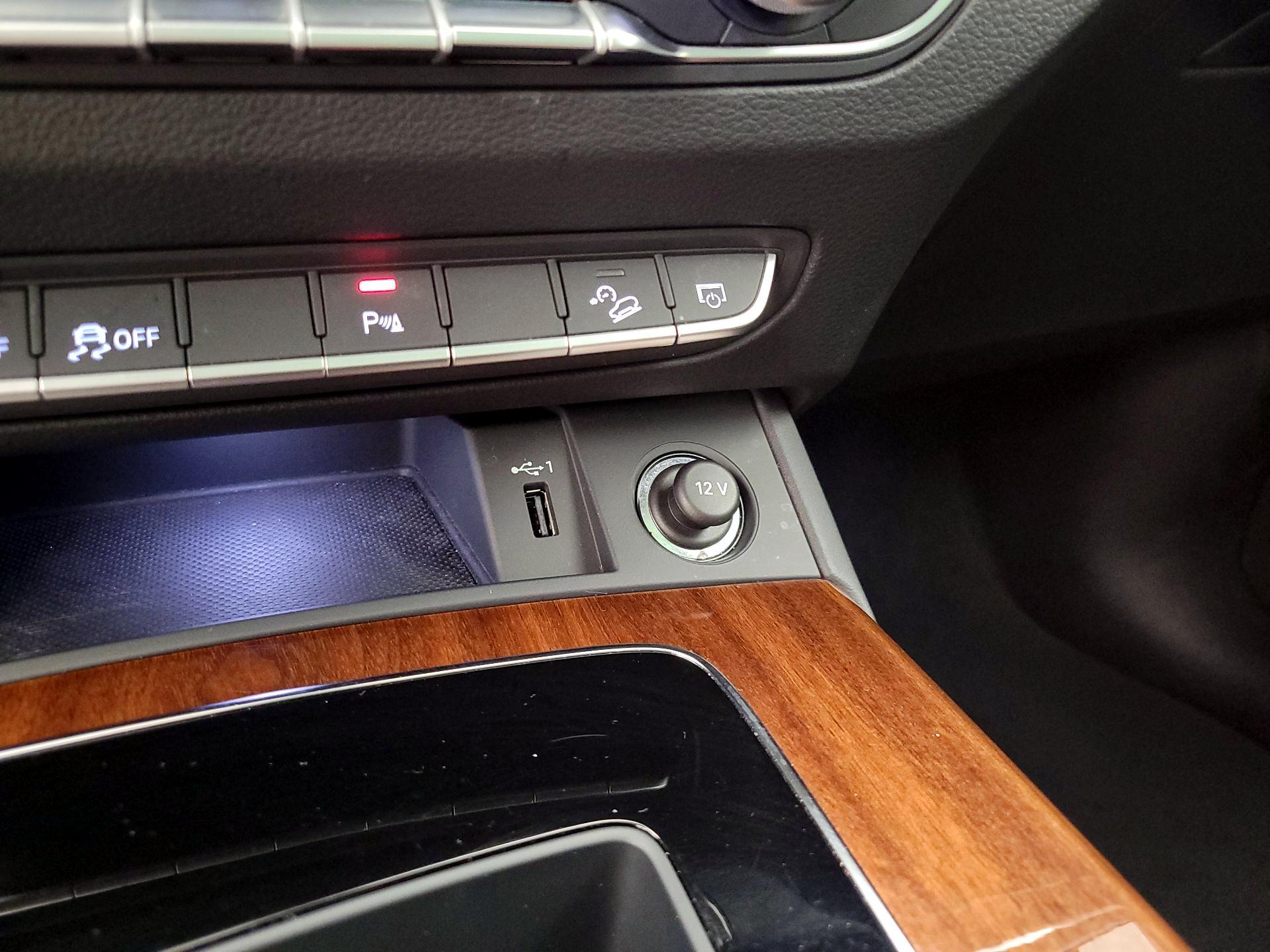 Thumbnail: 2023 Audi Q5 - 19