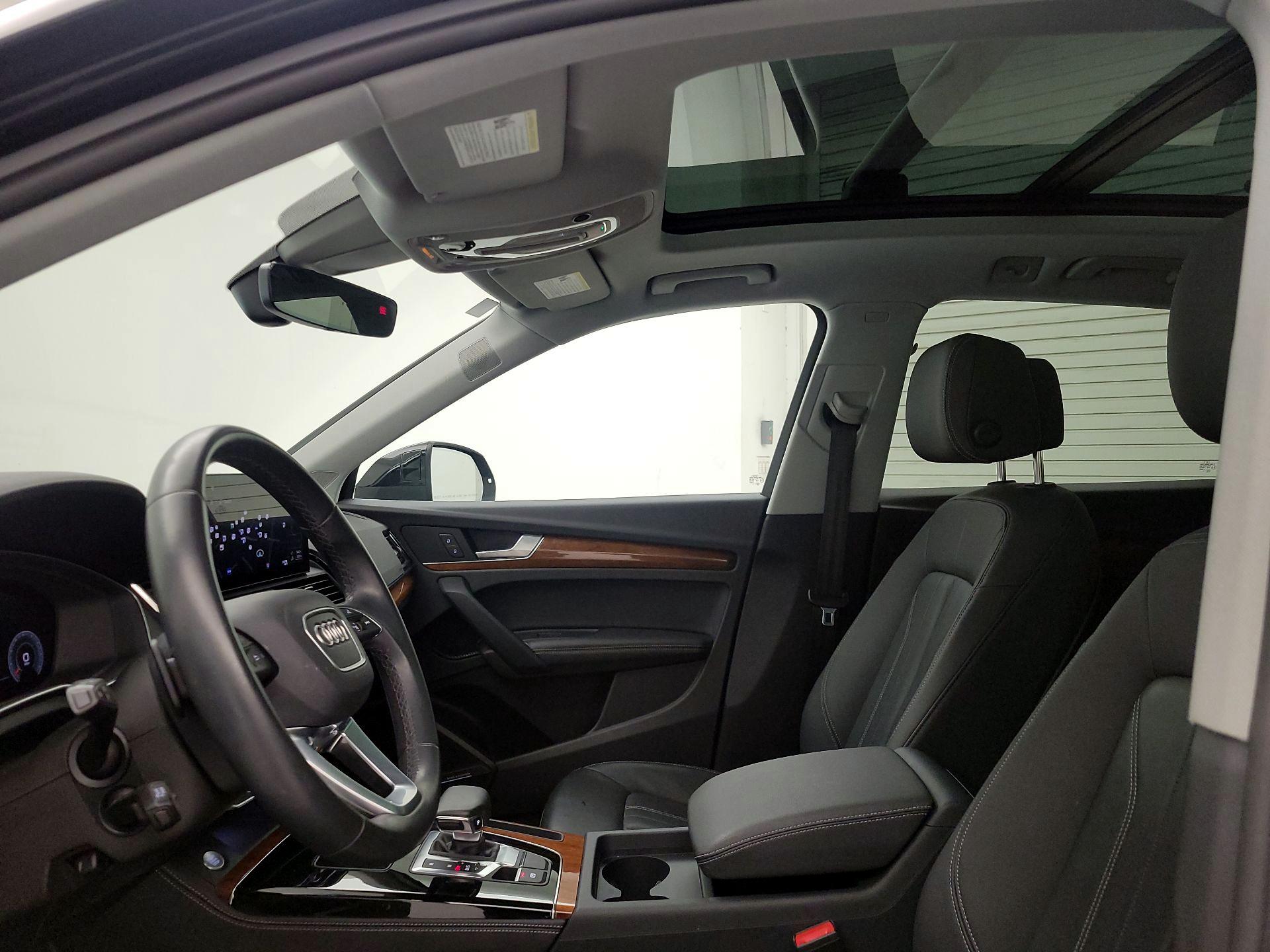 Thumbnail: 2023 Audi Q5 - 20