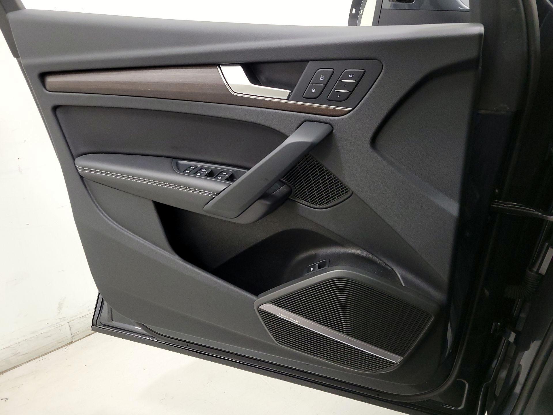 Thumbnail: 2023 Audi Q5 - 12