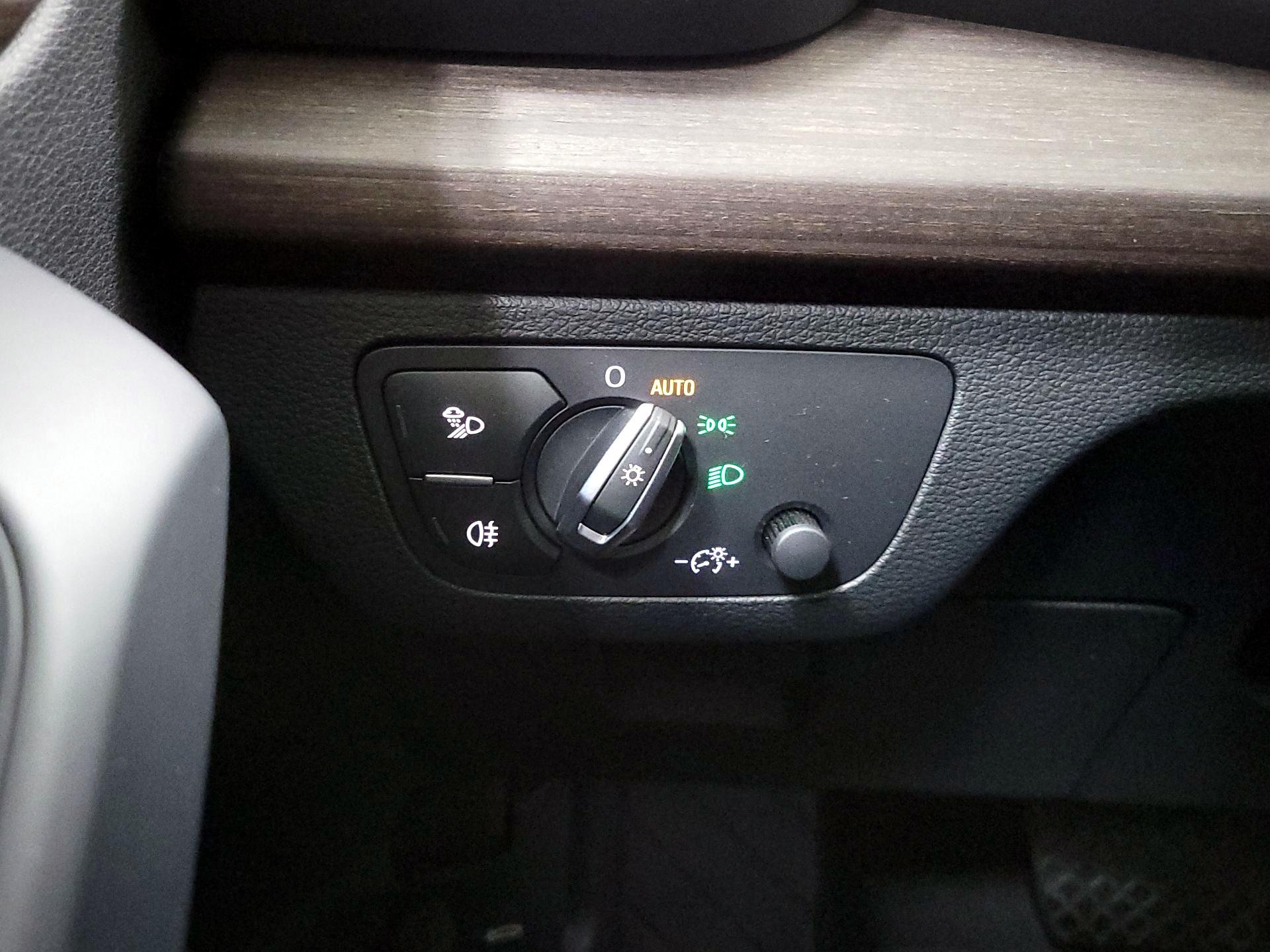 Thumbnail: 2023 Audi Q5 - 13