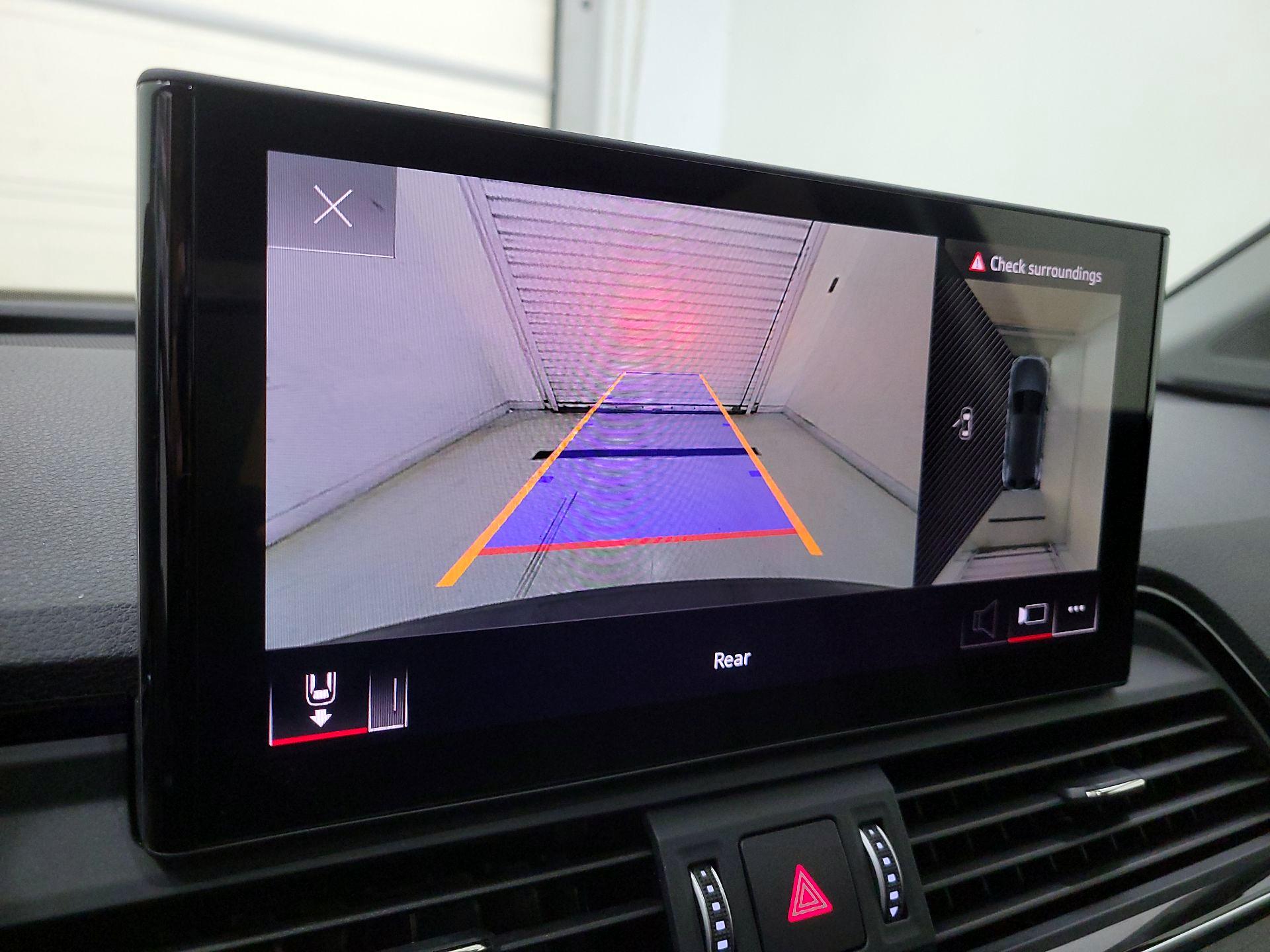 Thumbnail: 2023 Audi Q5 - 15