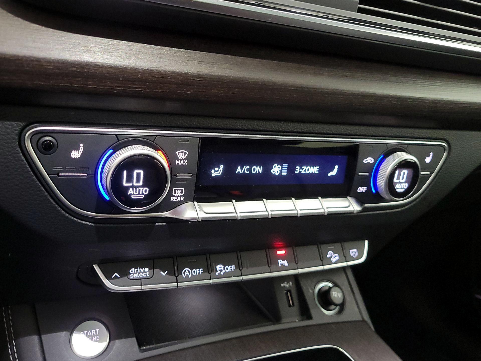 Thumbnail: 2023 Audi Q5 - 17