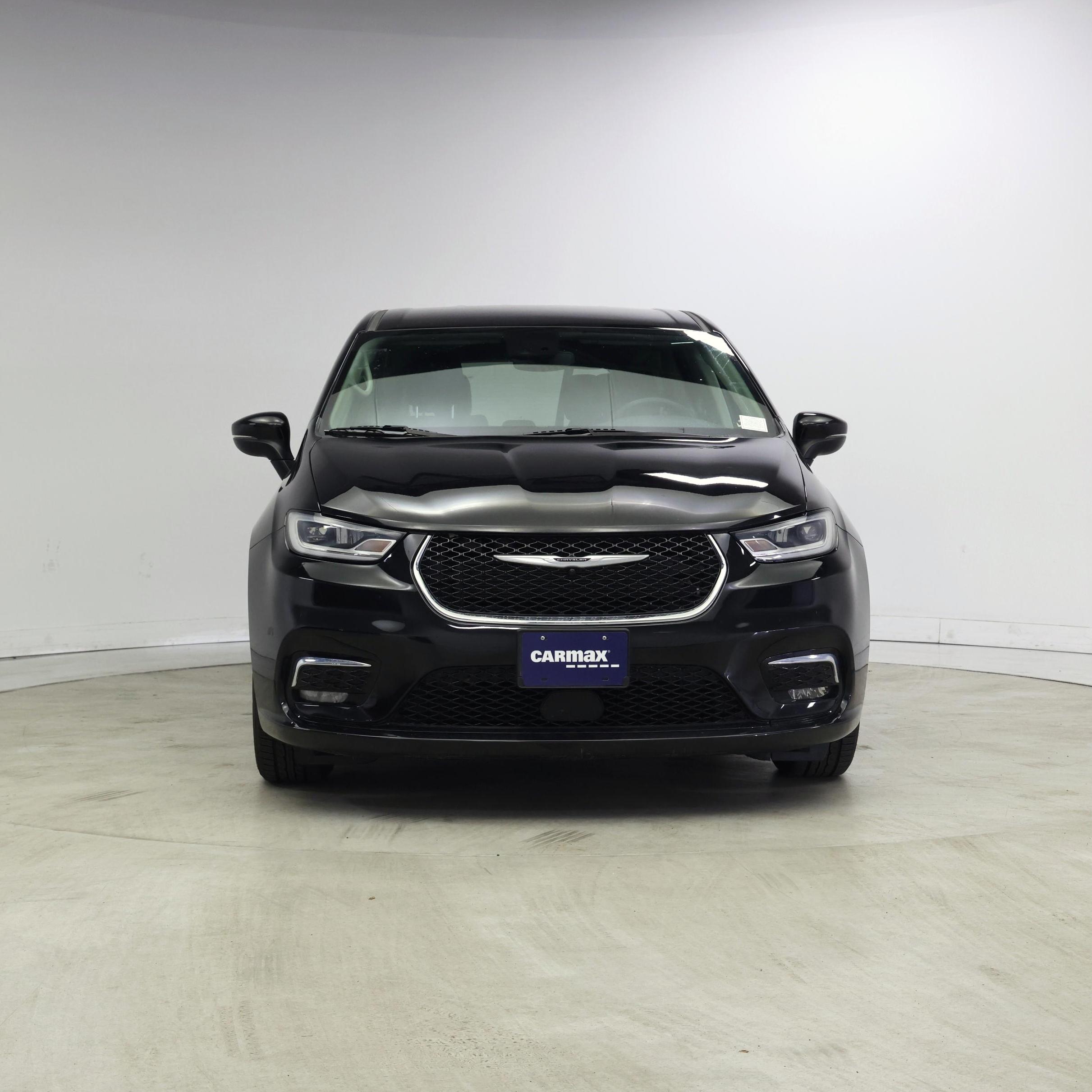 Thumbnail: 2023 Chrysler Pacifica - 5