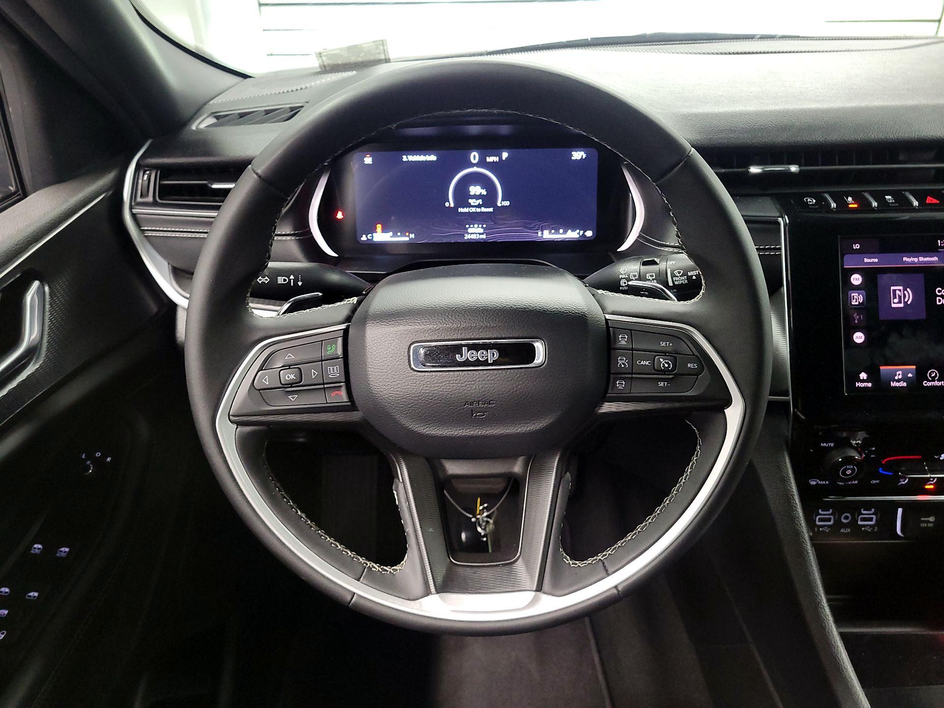 Thumbnail: 2025 Jeep Grand Cherokee - 10