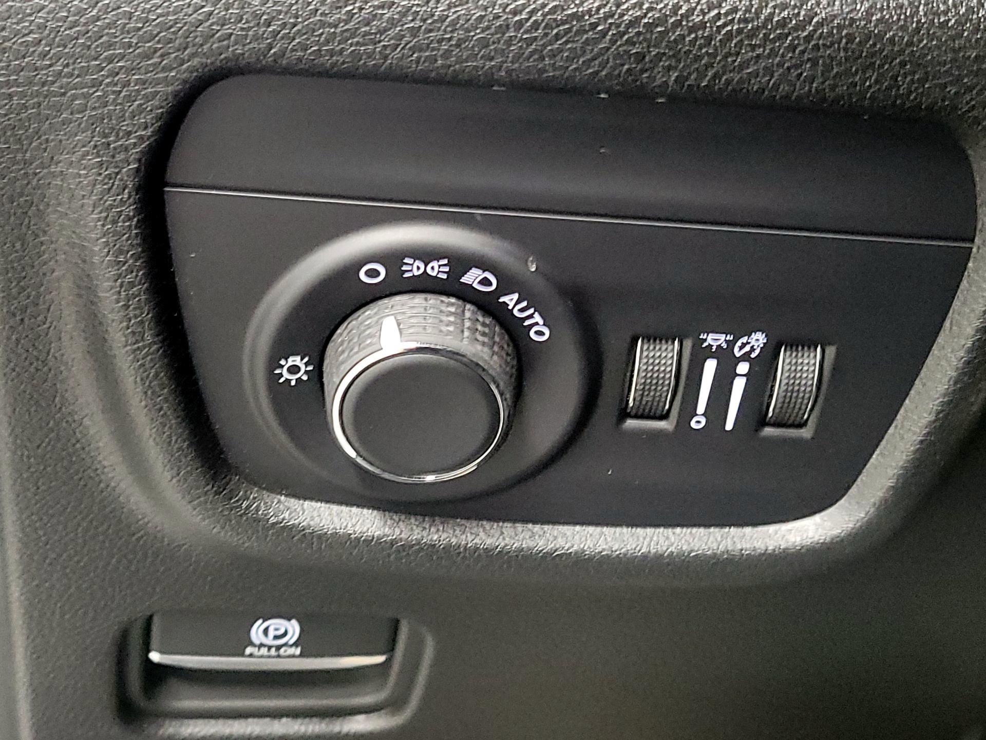 Thumbnail: 2025 Jeep Grand Cherokee - 13