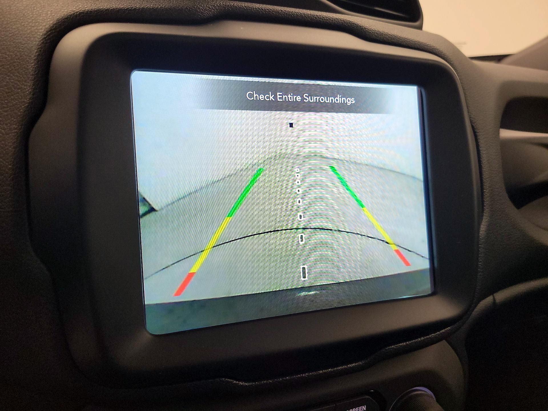 Thumbnail: 2020 Jeep Renegade - 15