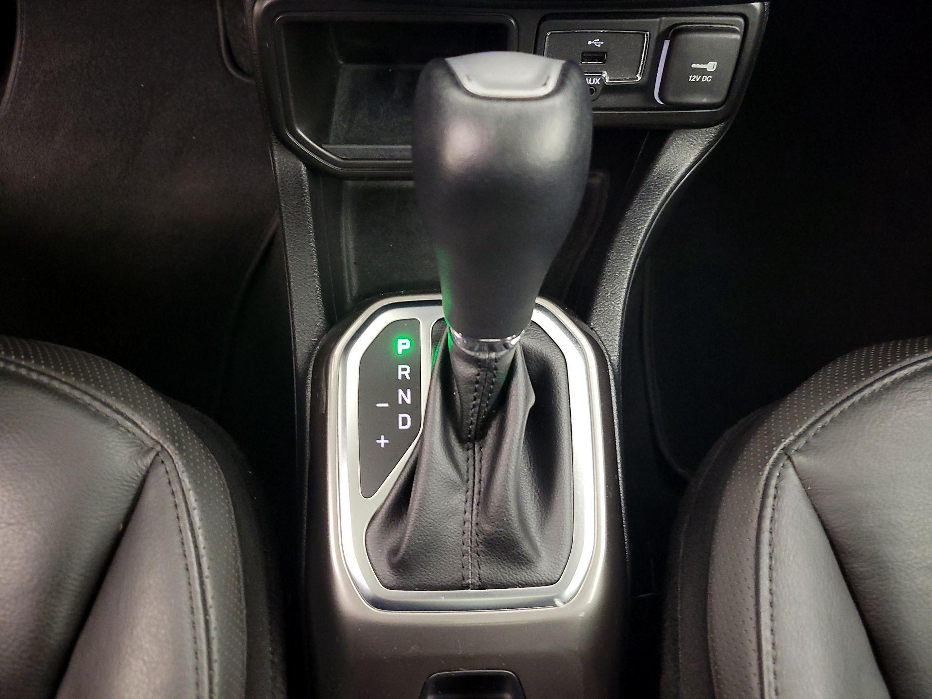 Thumbnail: 2020 Jeep Renegade - 18