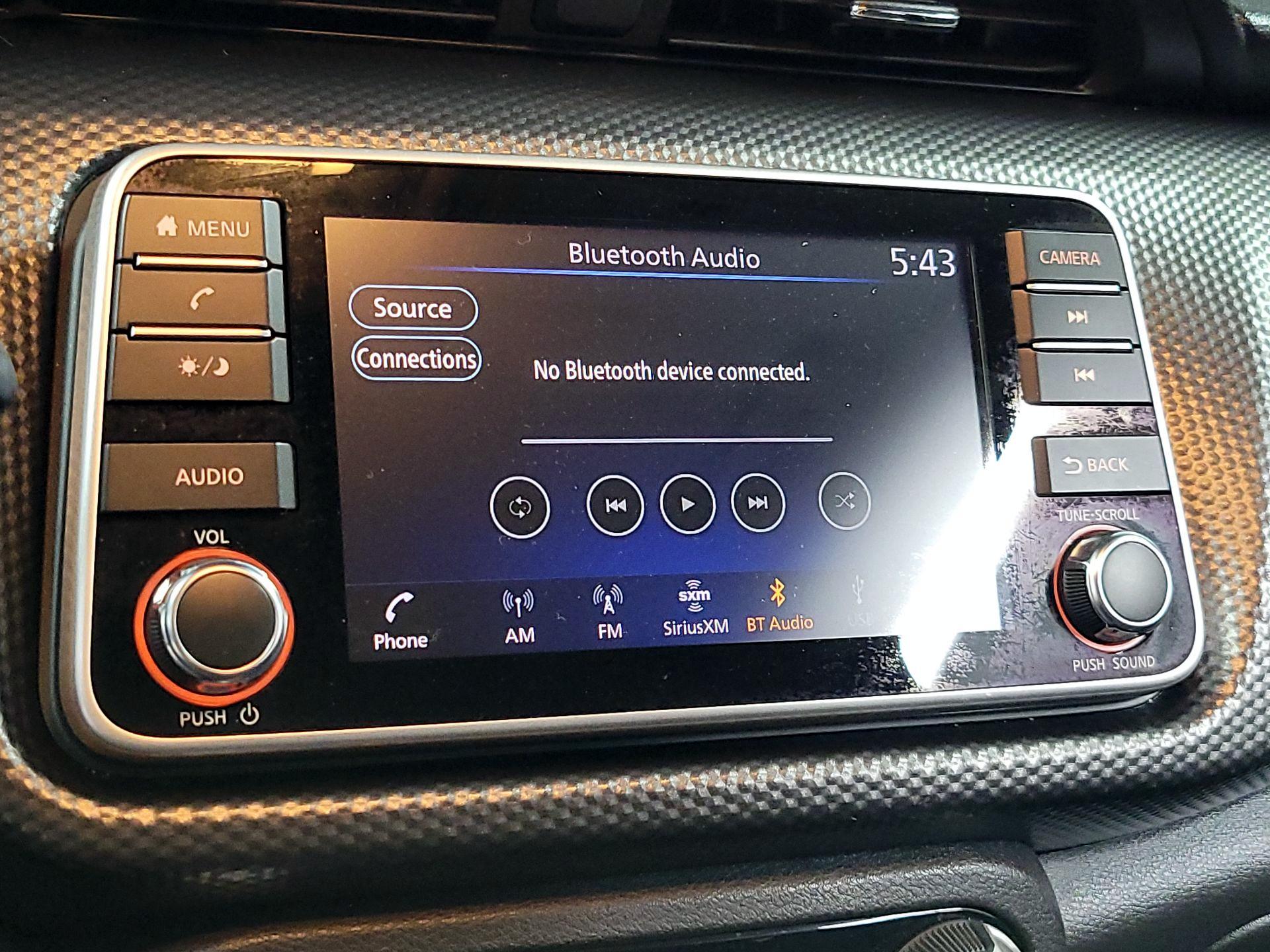 Thumbnail: 2019 Nissan Kicks - 14