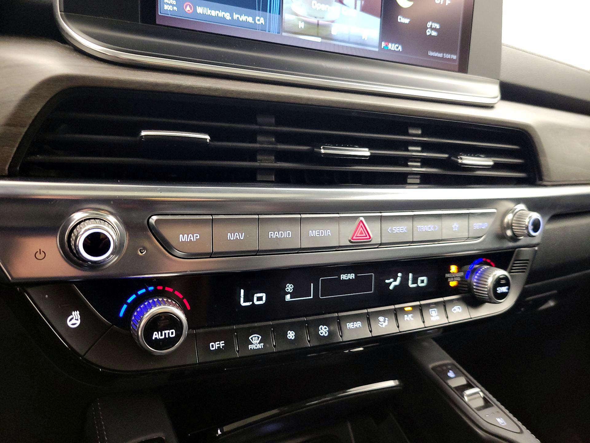 Thumbnail: 2021 Kia Telluride - 17