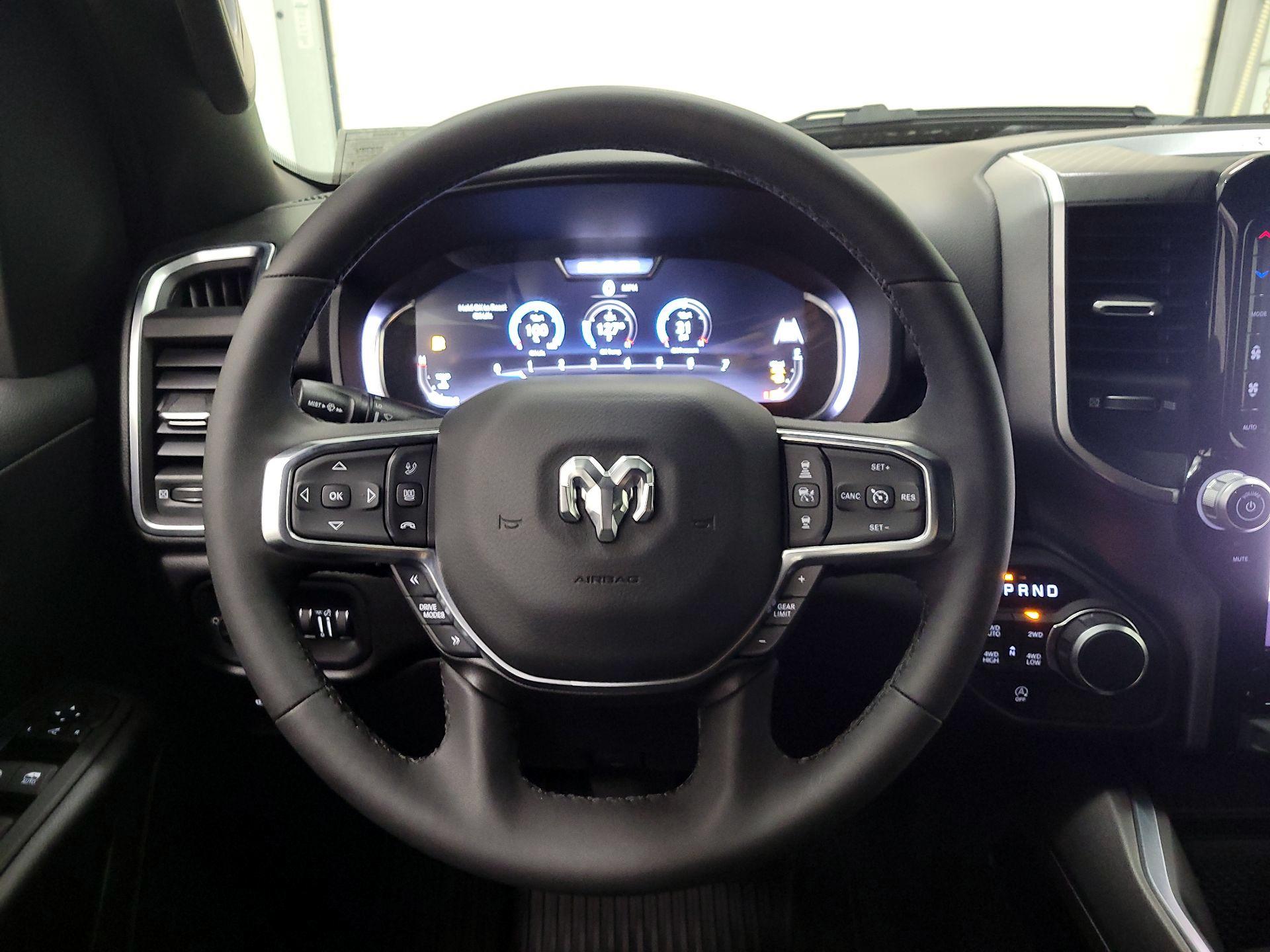 Thumbnail: 2025 RAM 1500 - 10