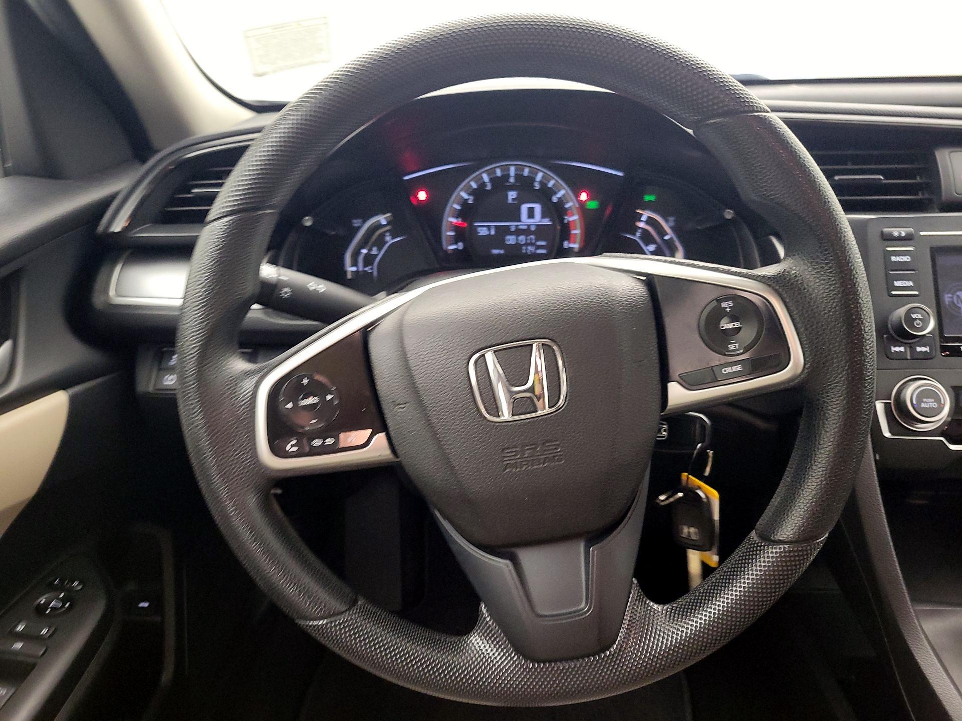 Thumbnail: 2016 Honda Civic - 10