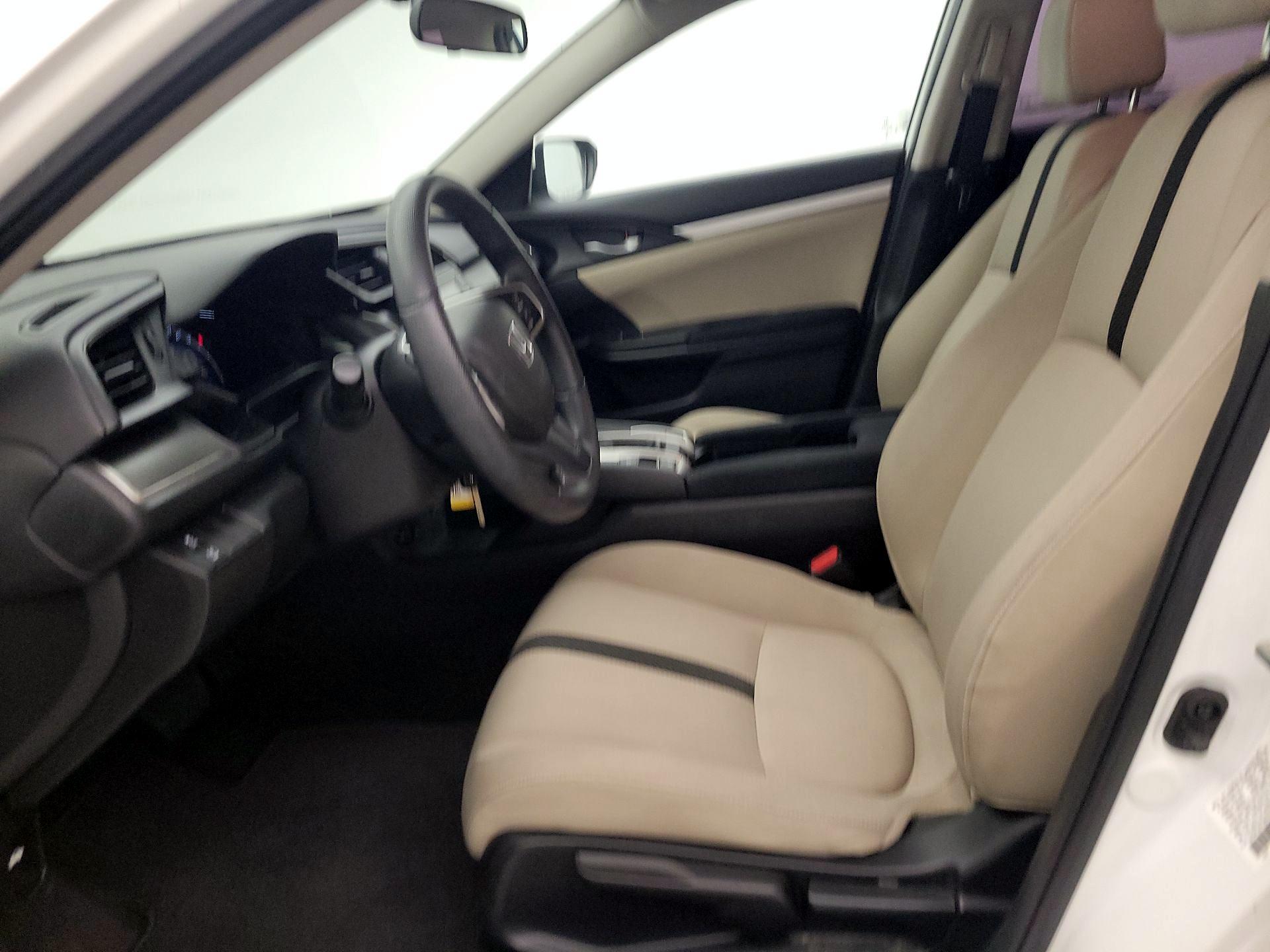 Thumbnail: 2016 Honda Civic - 11