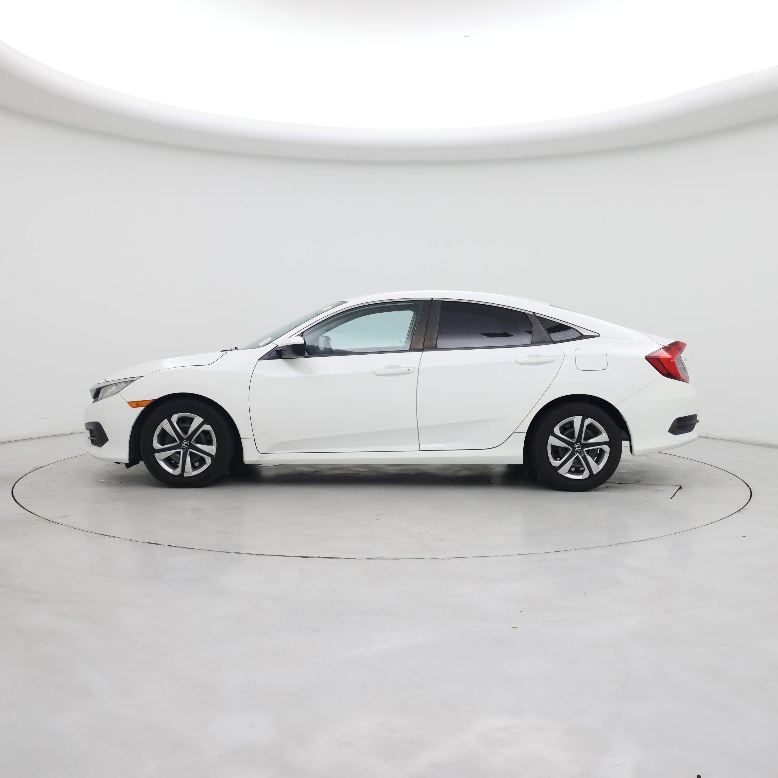 Thumbnail: 2016 Honda Civic - 3