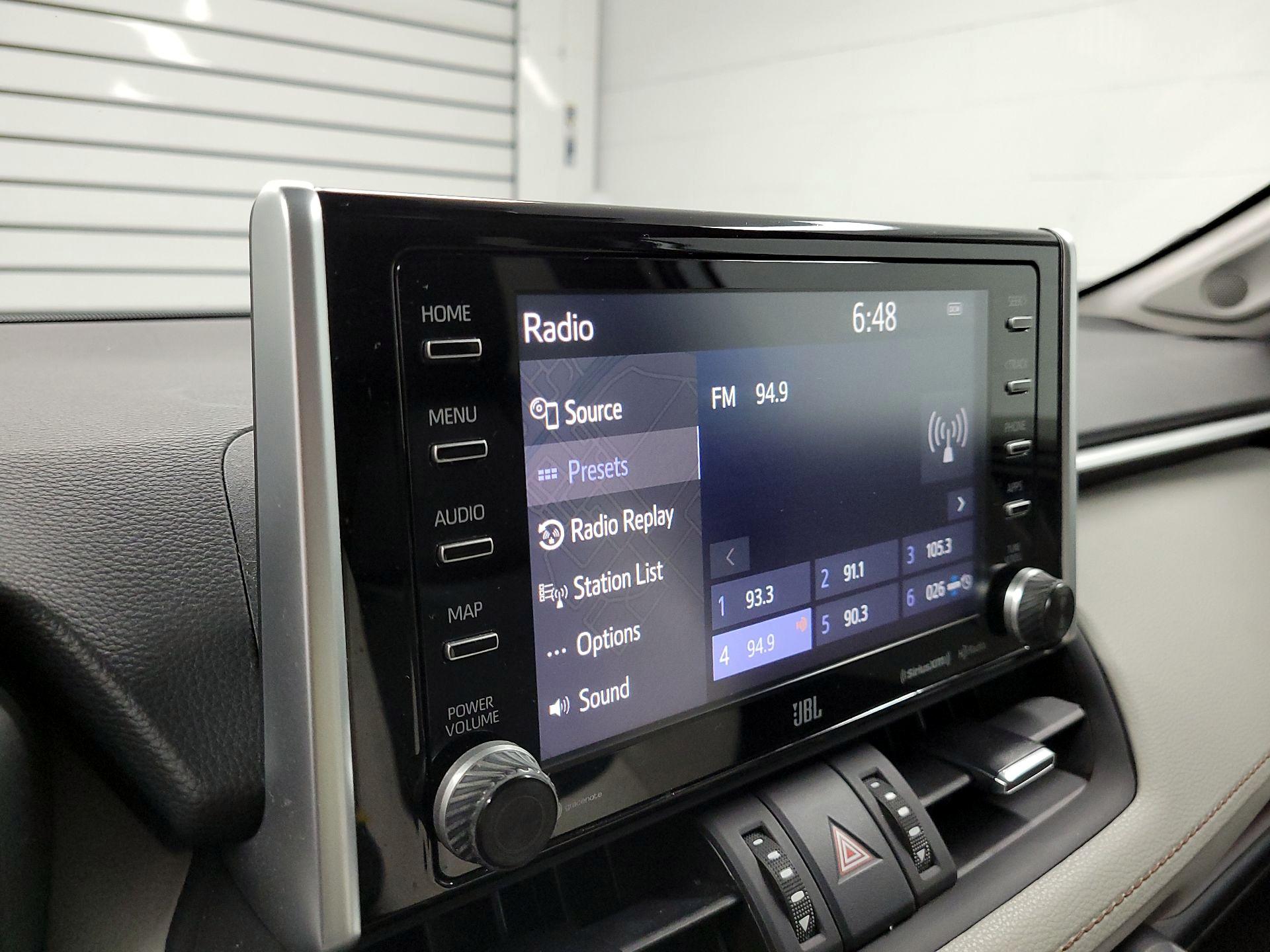 Thumbnail: 2021 Toyota RAV4 - 16