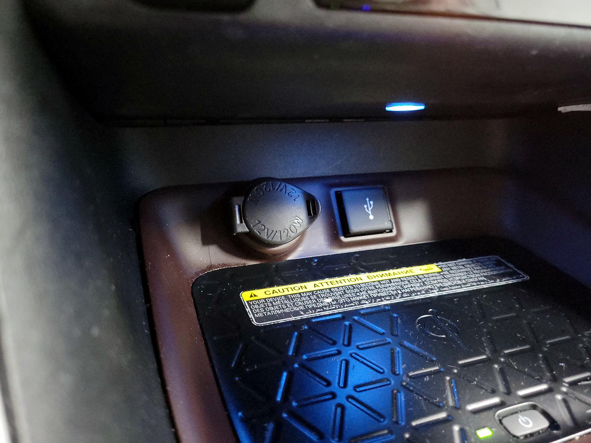 Thumbnail: 2021 Toyota RAV4 - 19