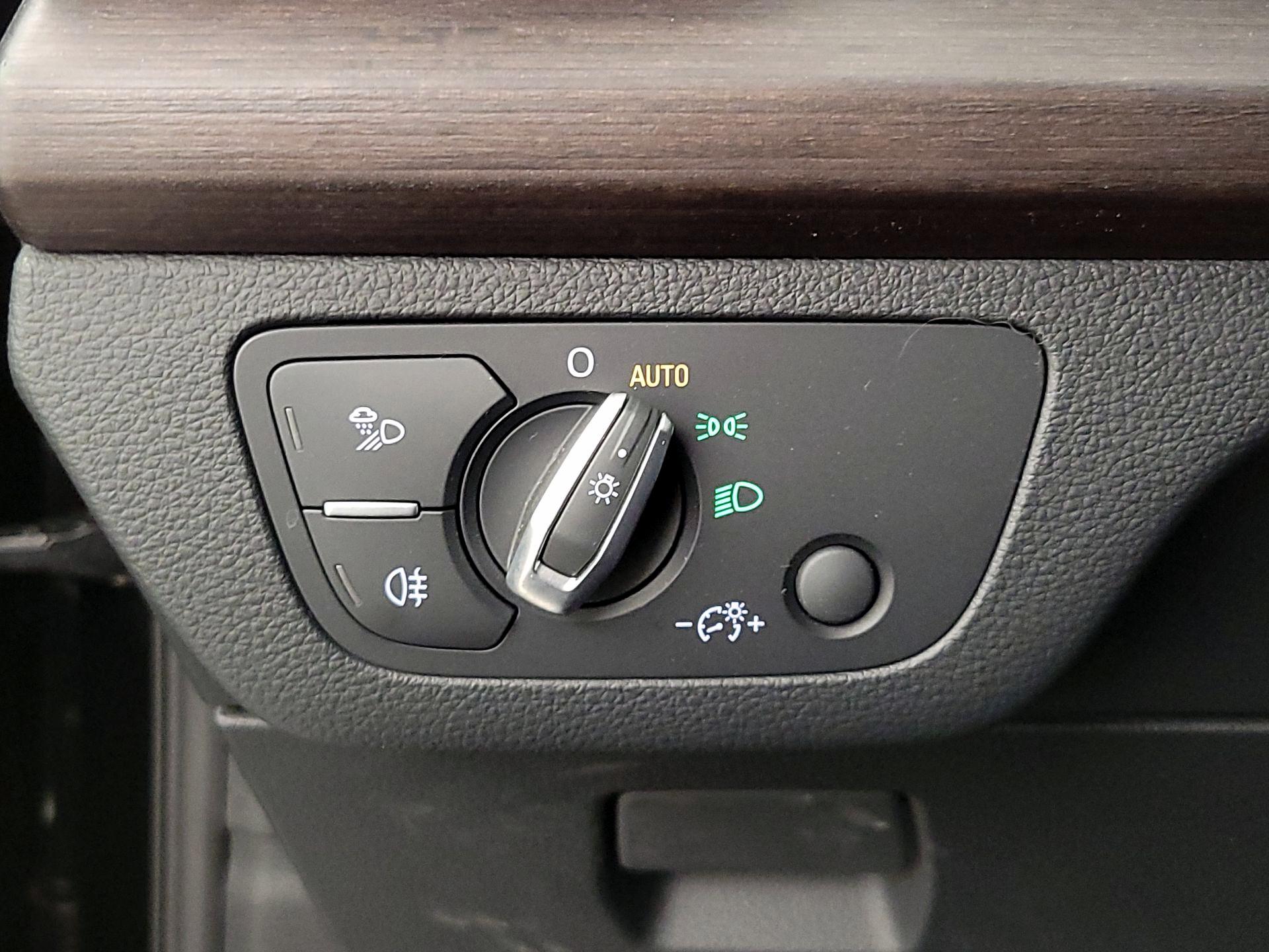 Thumbnail: 2023 Audi Q5 - 13