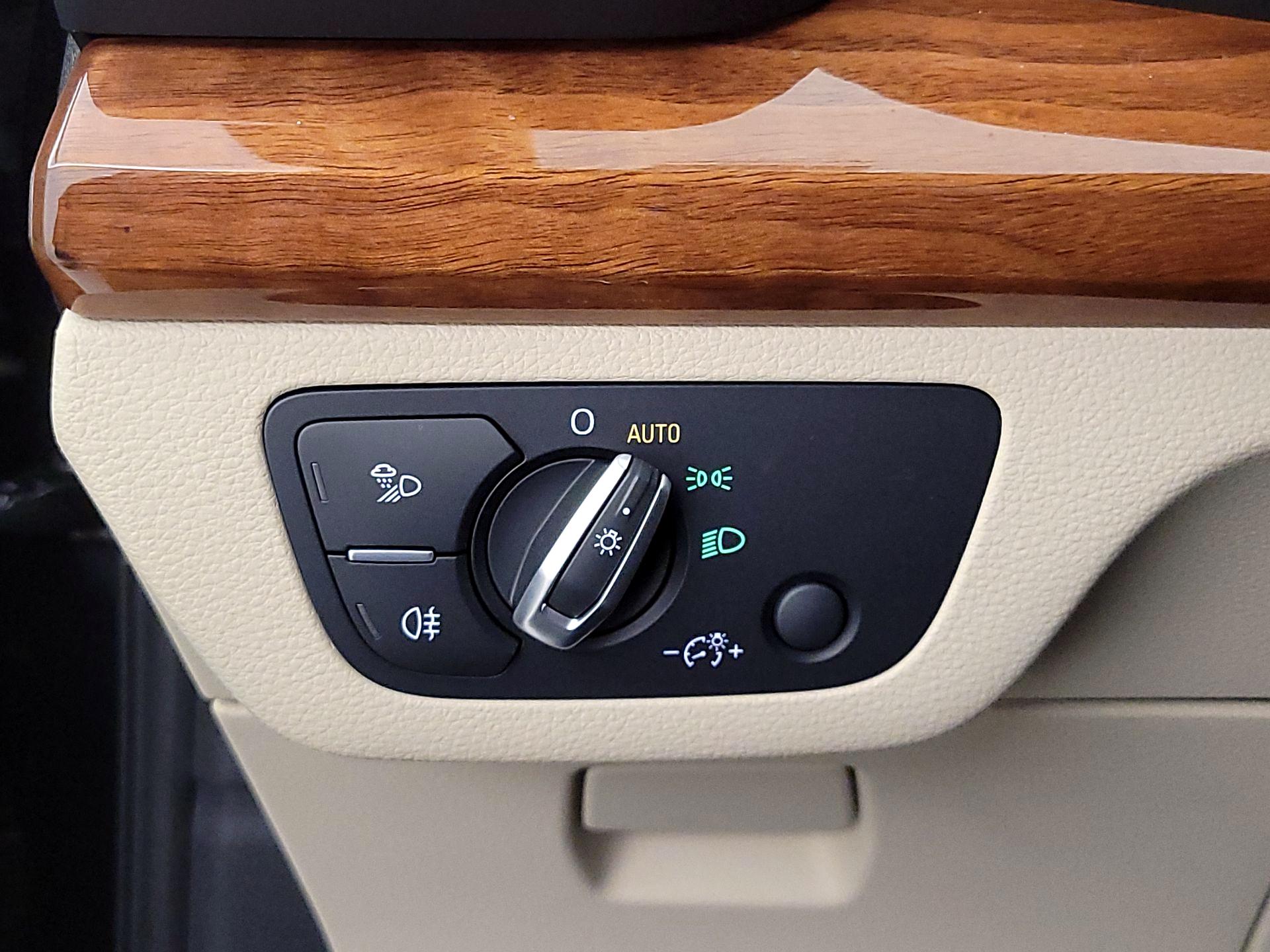 Thumbnail: 2023 Audi Q5 - 13