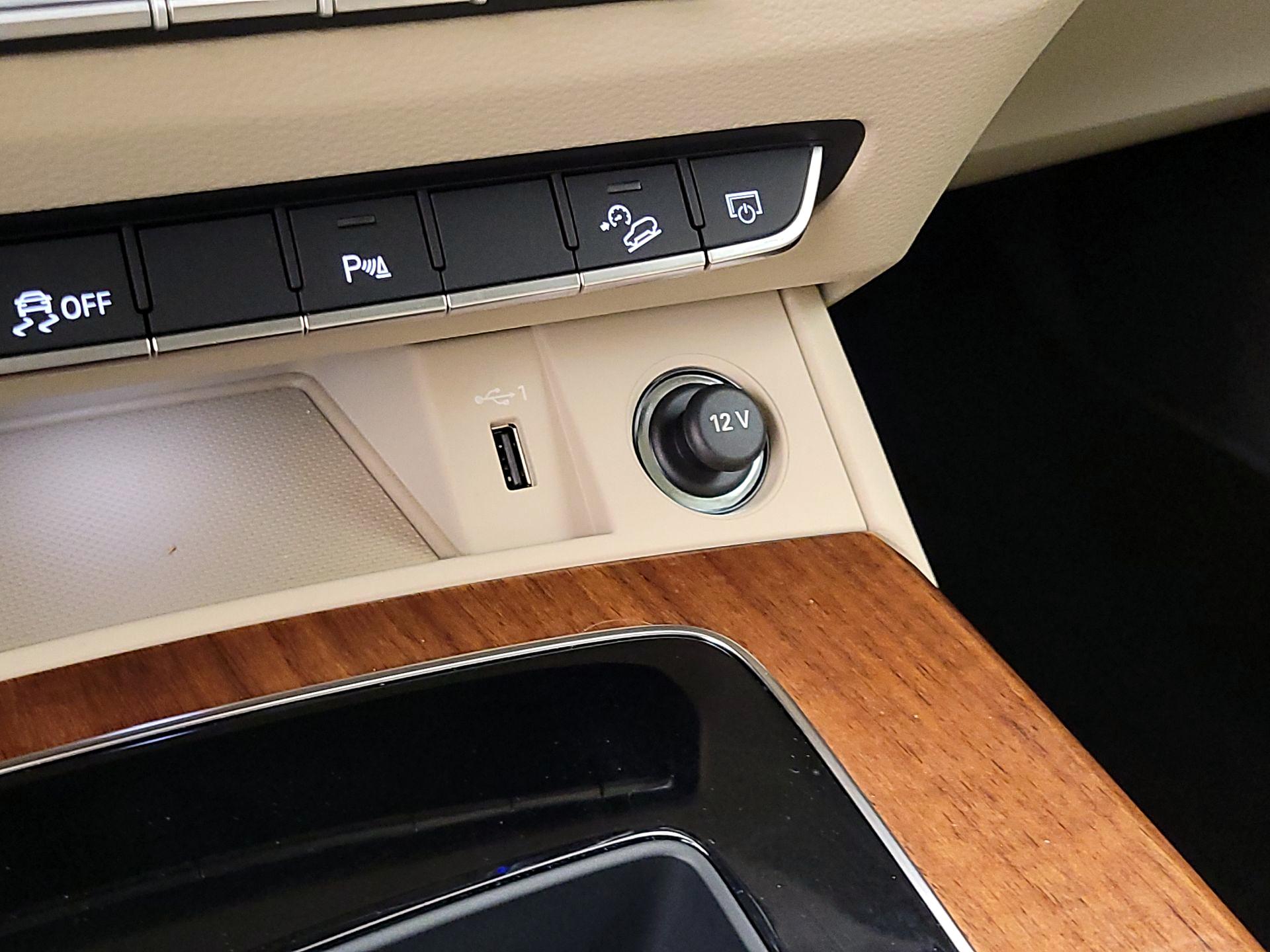 Thumbnail: 2023 Audi Q5 - 18