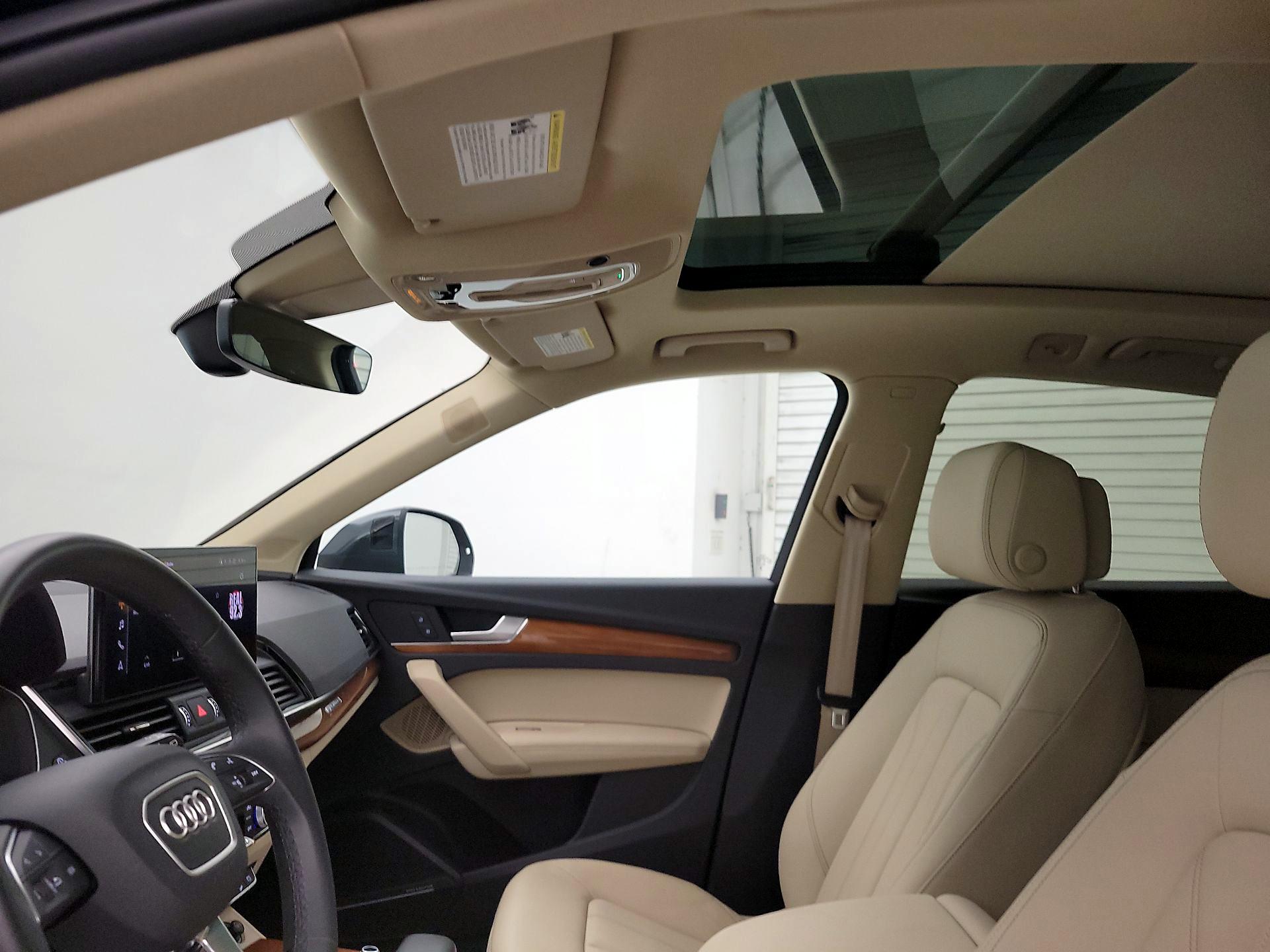 Thumbnail: 2023 Audi Q5 - 19