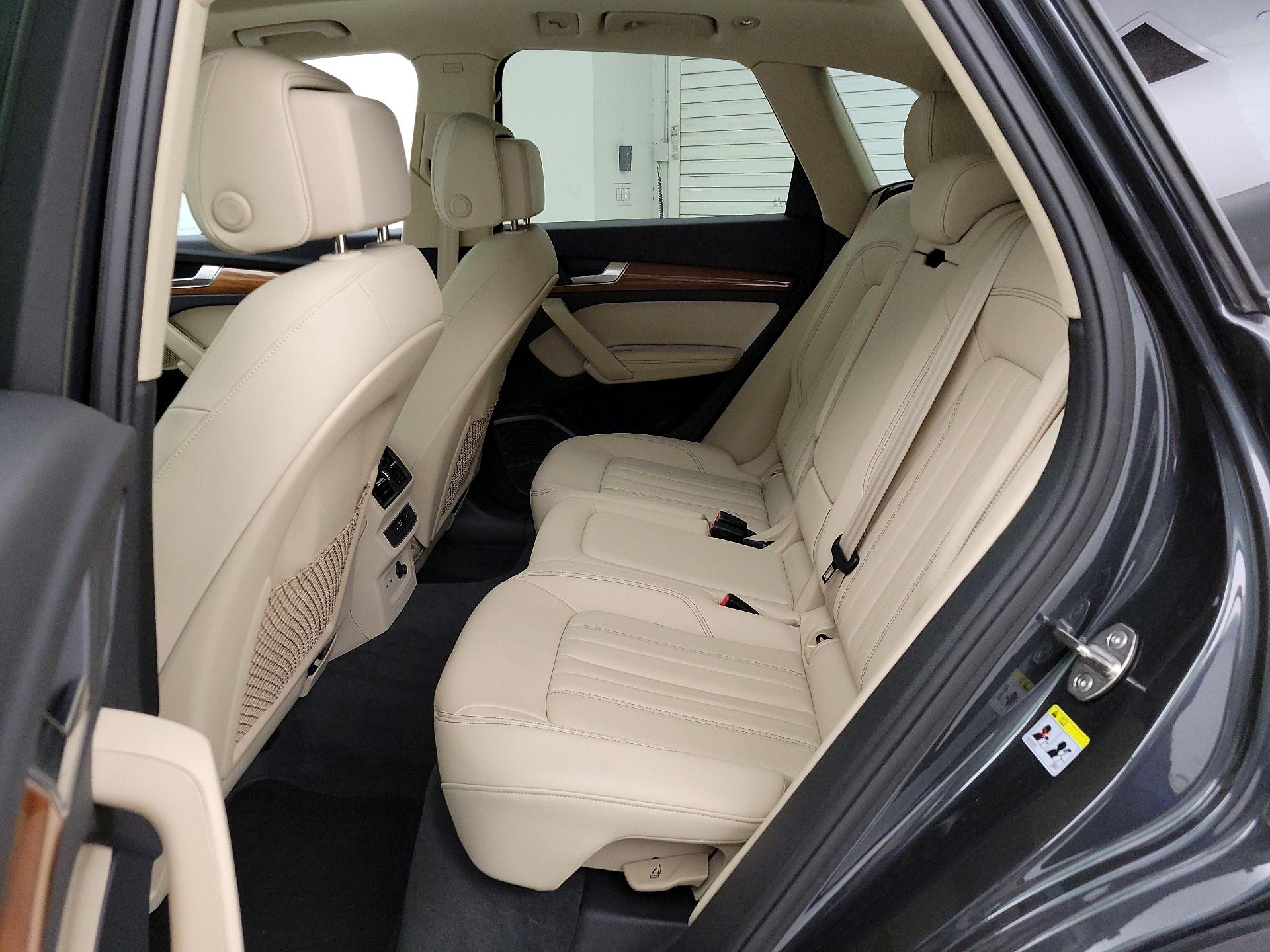 Thumbnail: 2023 Audi Q5 - 20