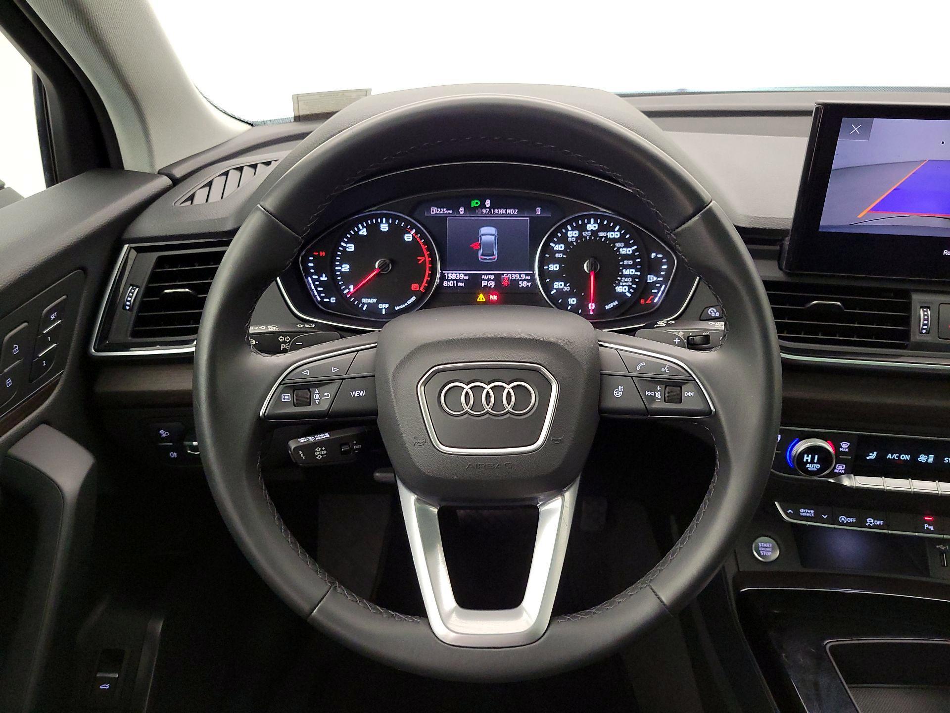 Thumbnail: 2023 Audi Q5 - 10