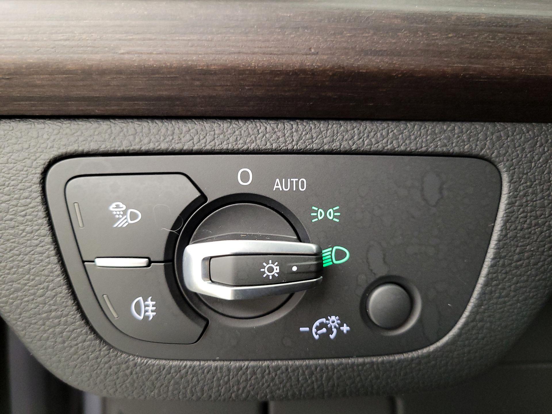 Thumbnail: 2023 Audi Q5 - 13