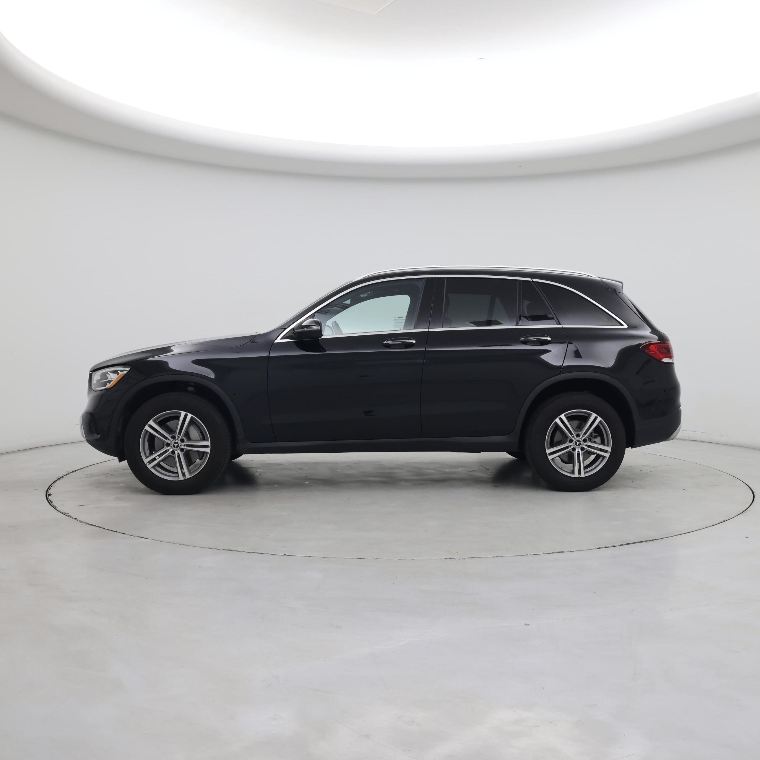 Thumbnail: 2022 Mercedes-Benz GLC - 3