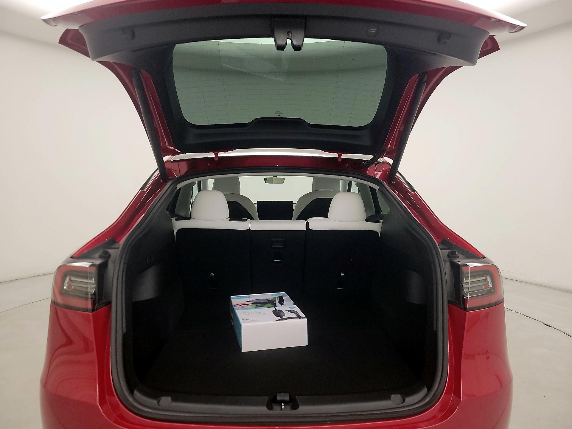 Thumbnail: 2021 Tesla Model Y - 19