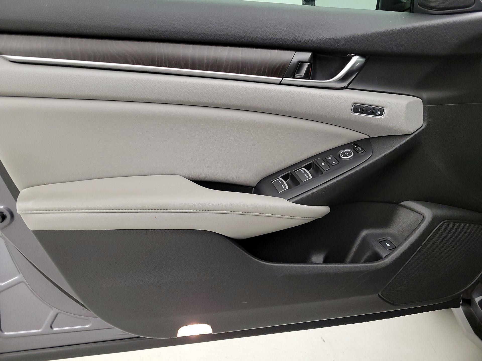 Thumbnail: 2019 Honda Accord - 12