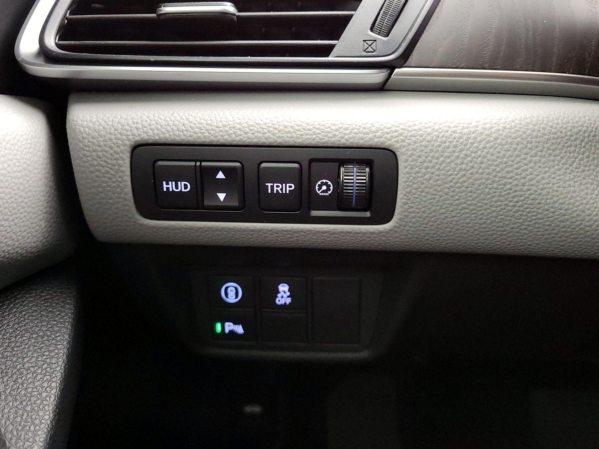 Thumbnail: 2019 Honda Accord - 13