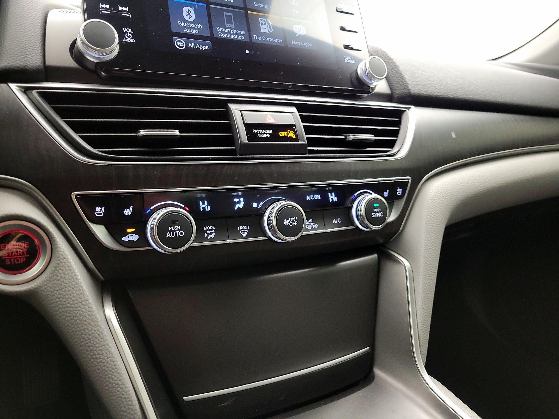 Thumbnail: 2019 Honda Accord - 17