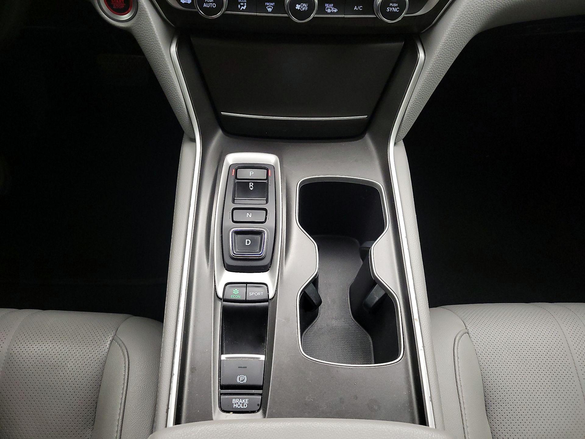 Thumbnail: 2019 Honda Accord - 18