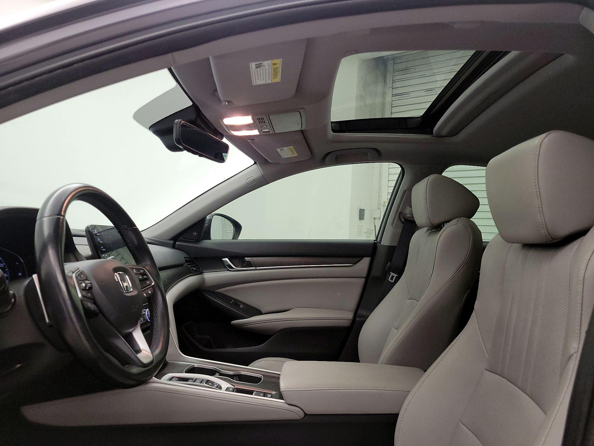 Thumbnail: 2019 Honda Accord - 20