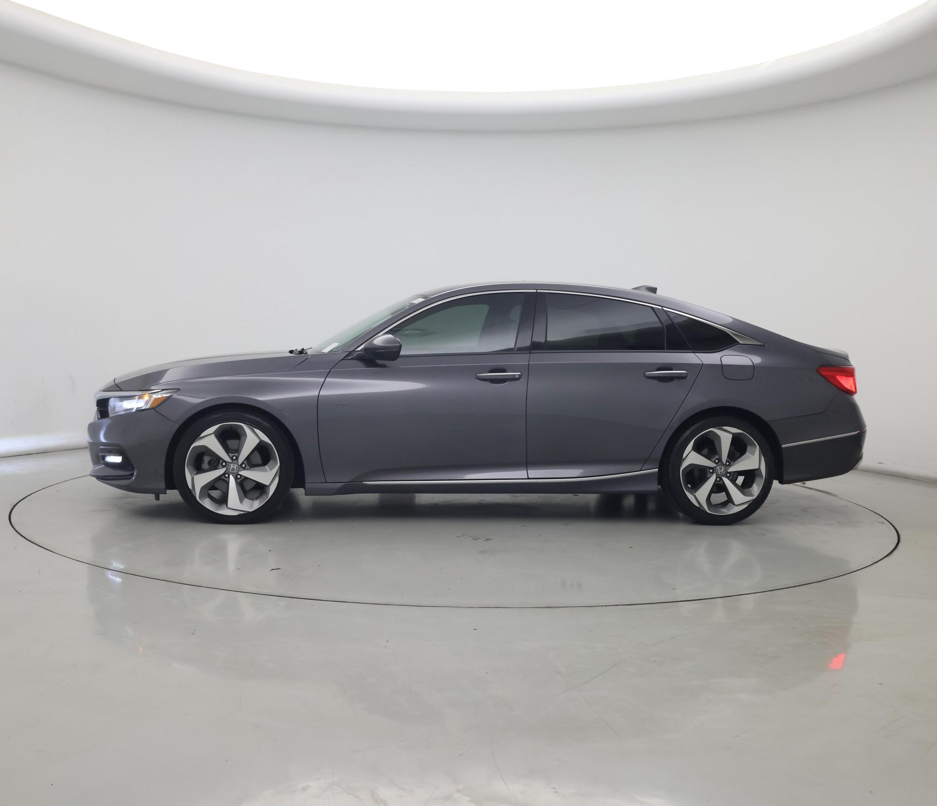 Thumbnail: 2019 Honda Accord - 3