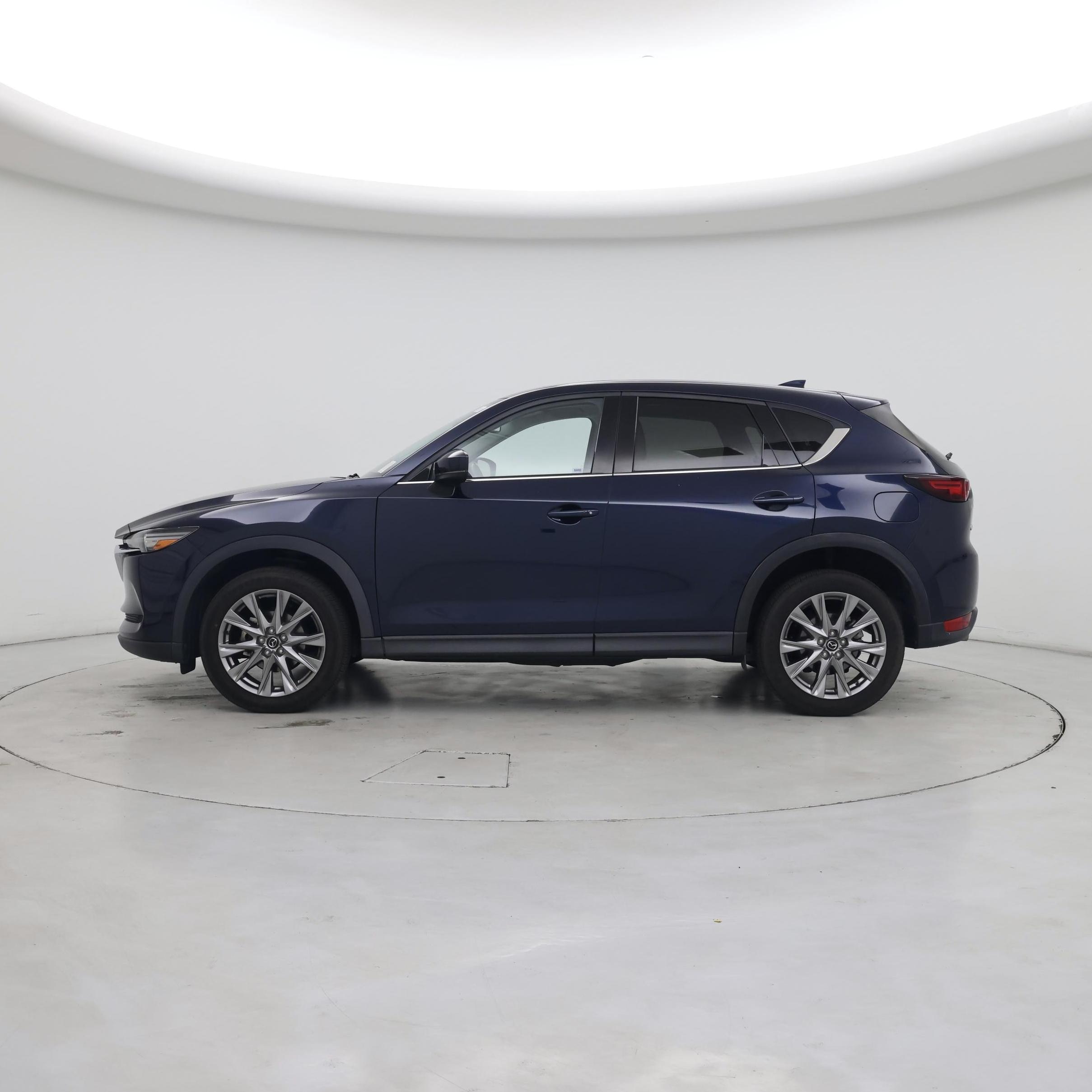 Thumbnail: 2021 Mazda CX-5 - 3