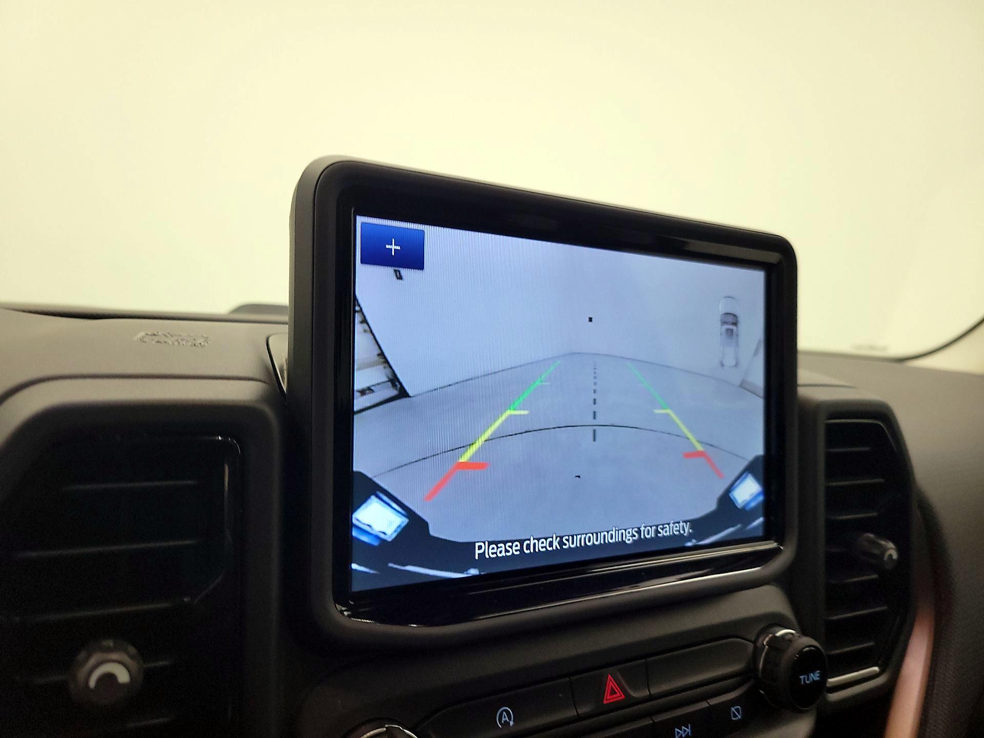 Thumbnail: 2022 Ford Bronco Sport - 14