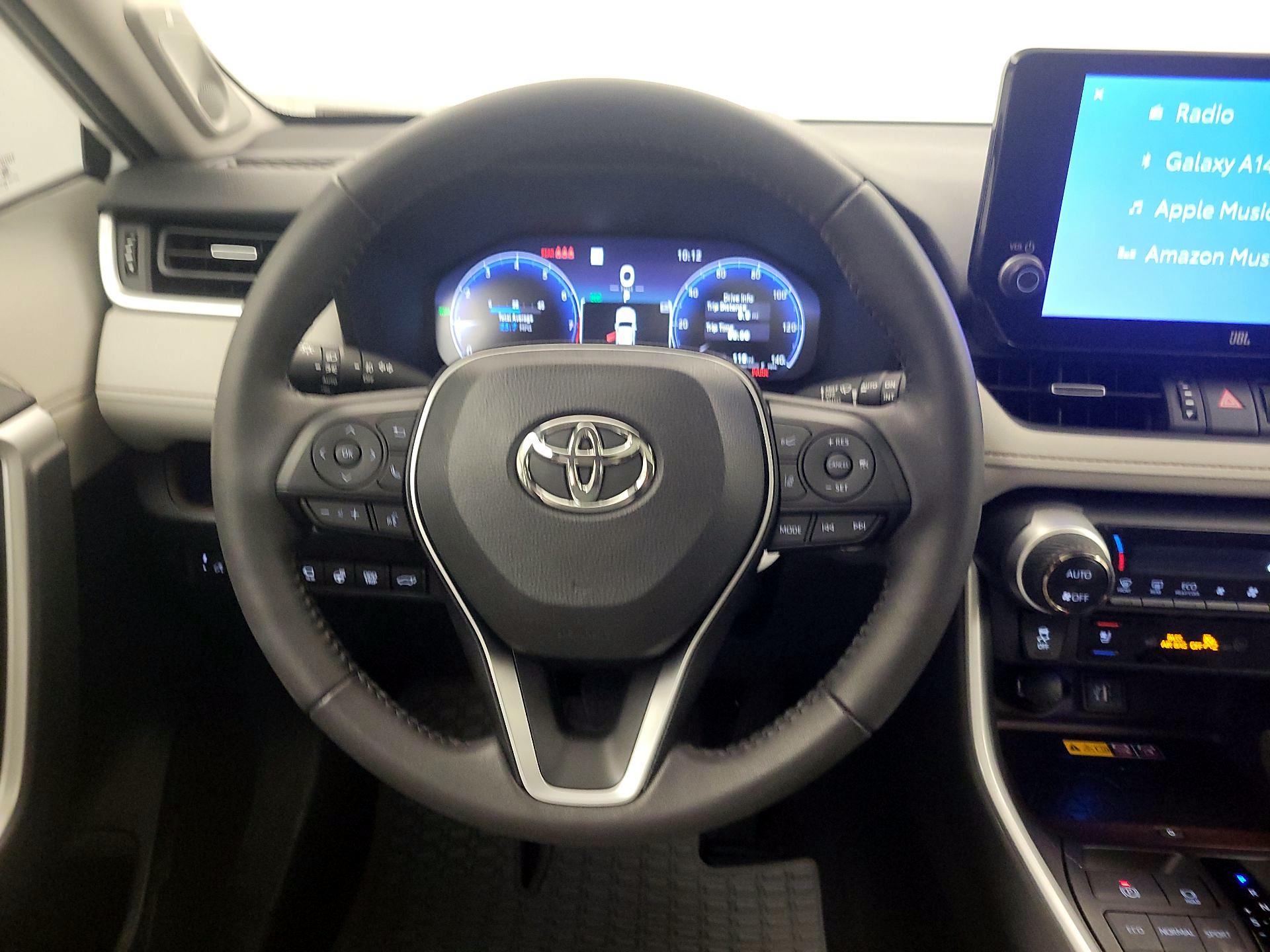 Thumbnail: 2024 Toyota RAV4 - 10