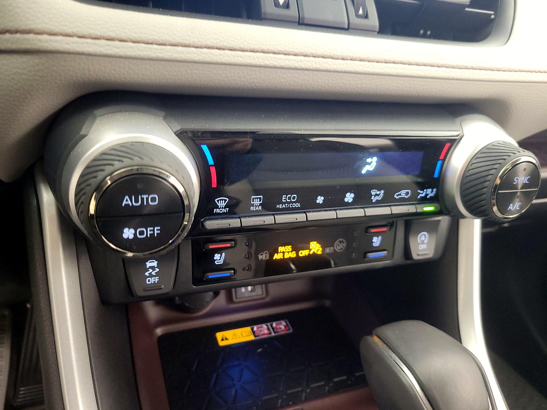 Thumbnail: 2024 Toyota RAV4 - 16