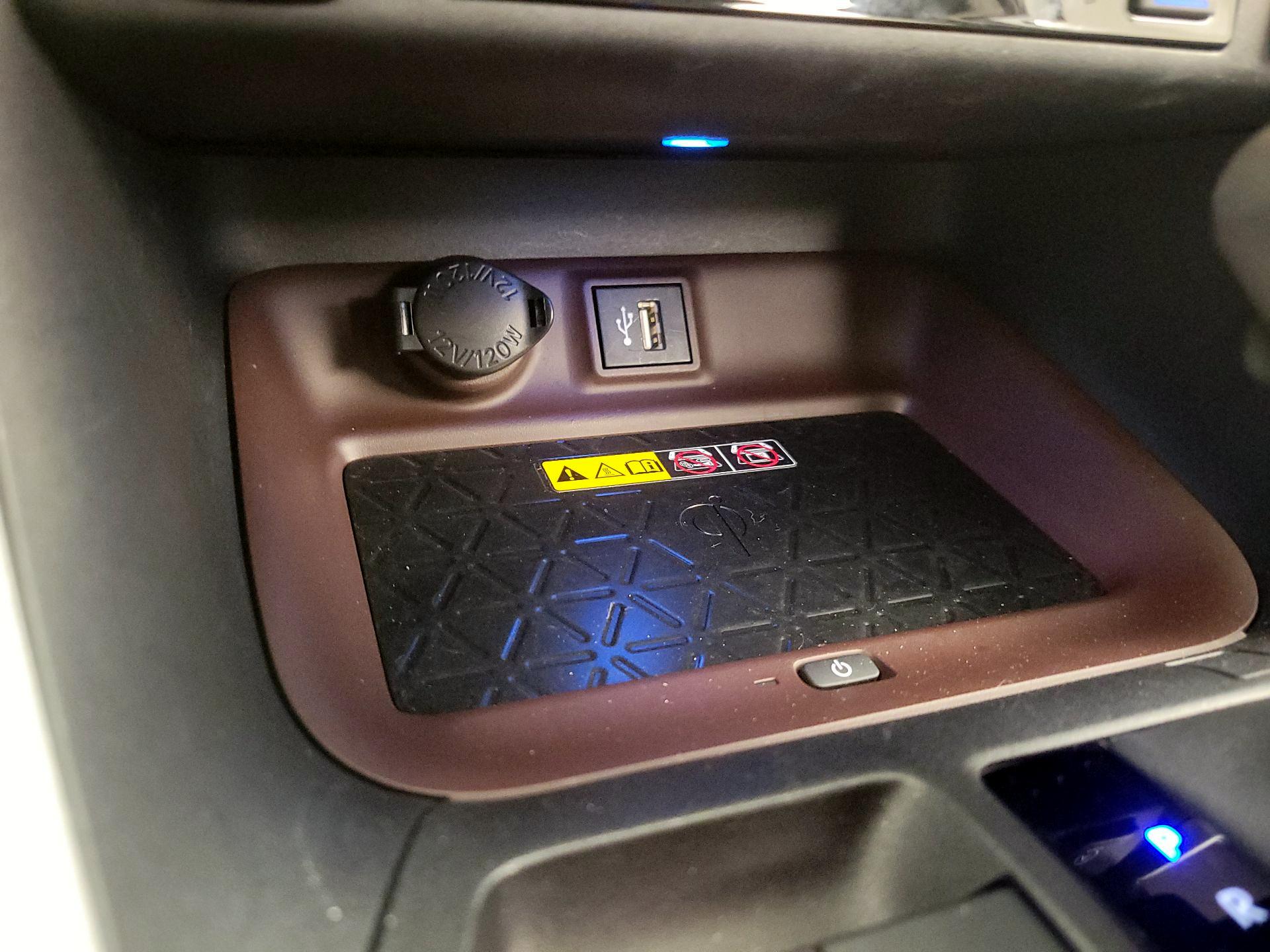 Thumbnail: 2024 Toyota RAV4 - 18